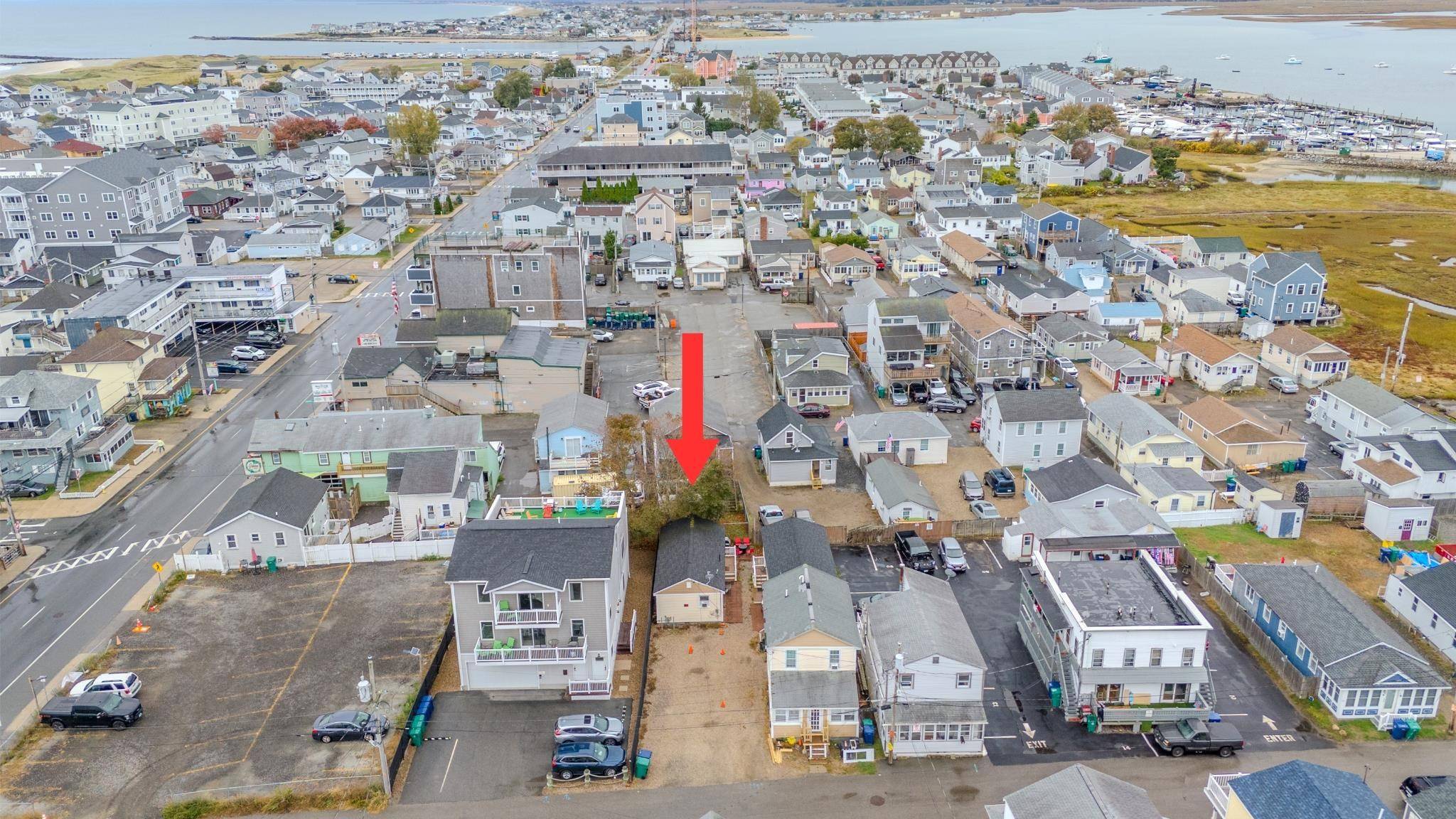 Hampton, NH 03842,7 Perkins AVE #C