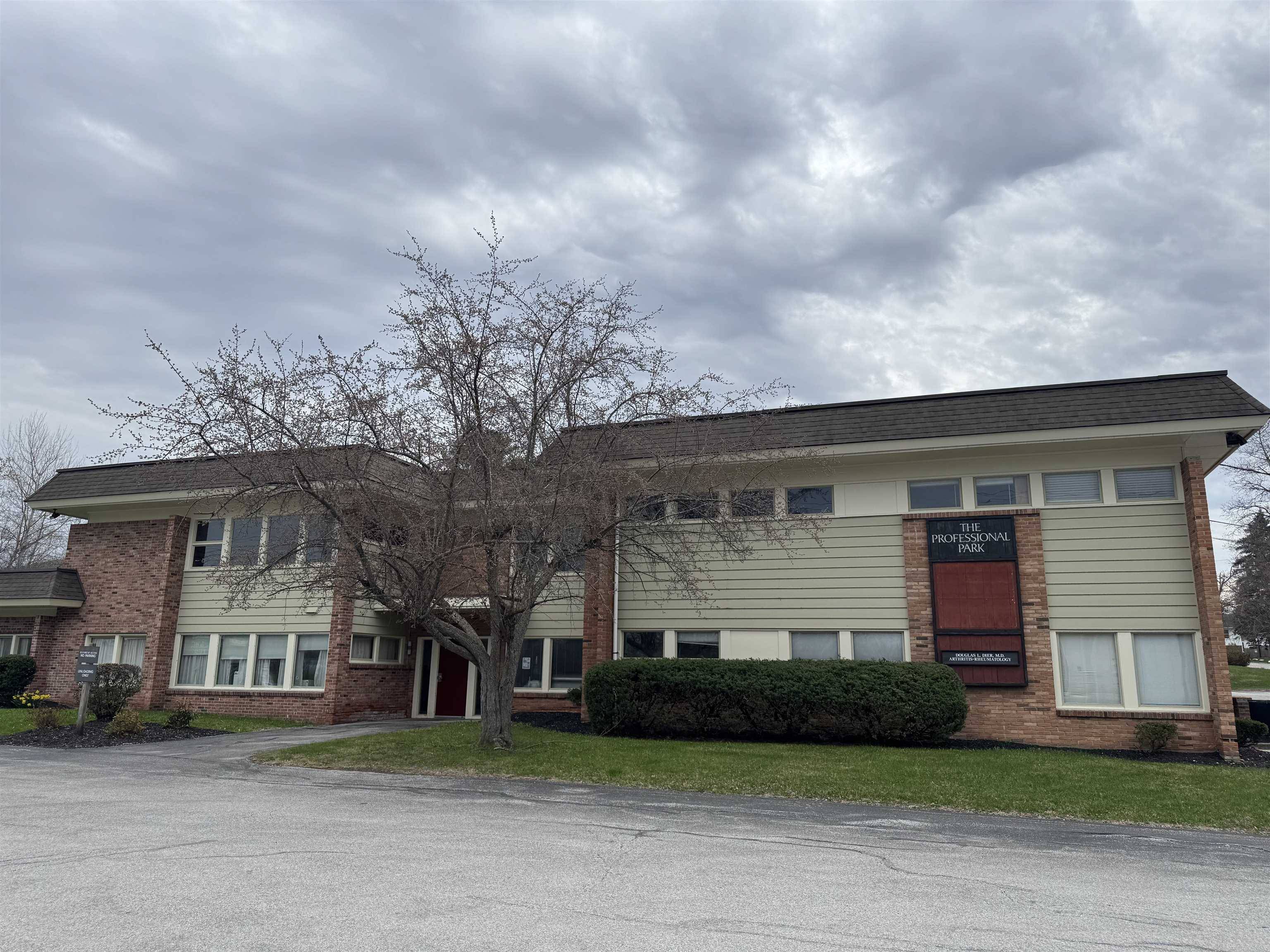 Rutland City, VT 05701,98 Allen ST