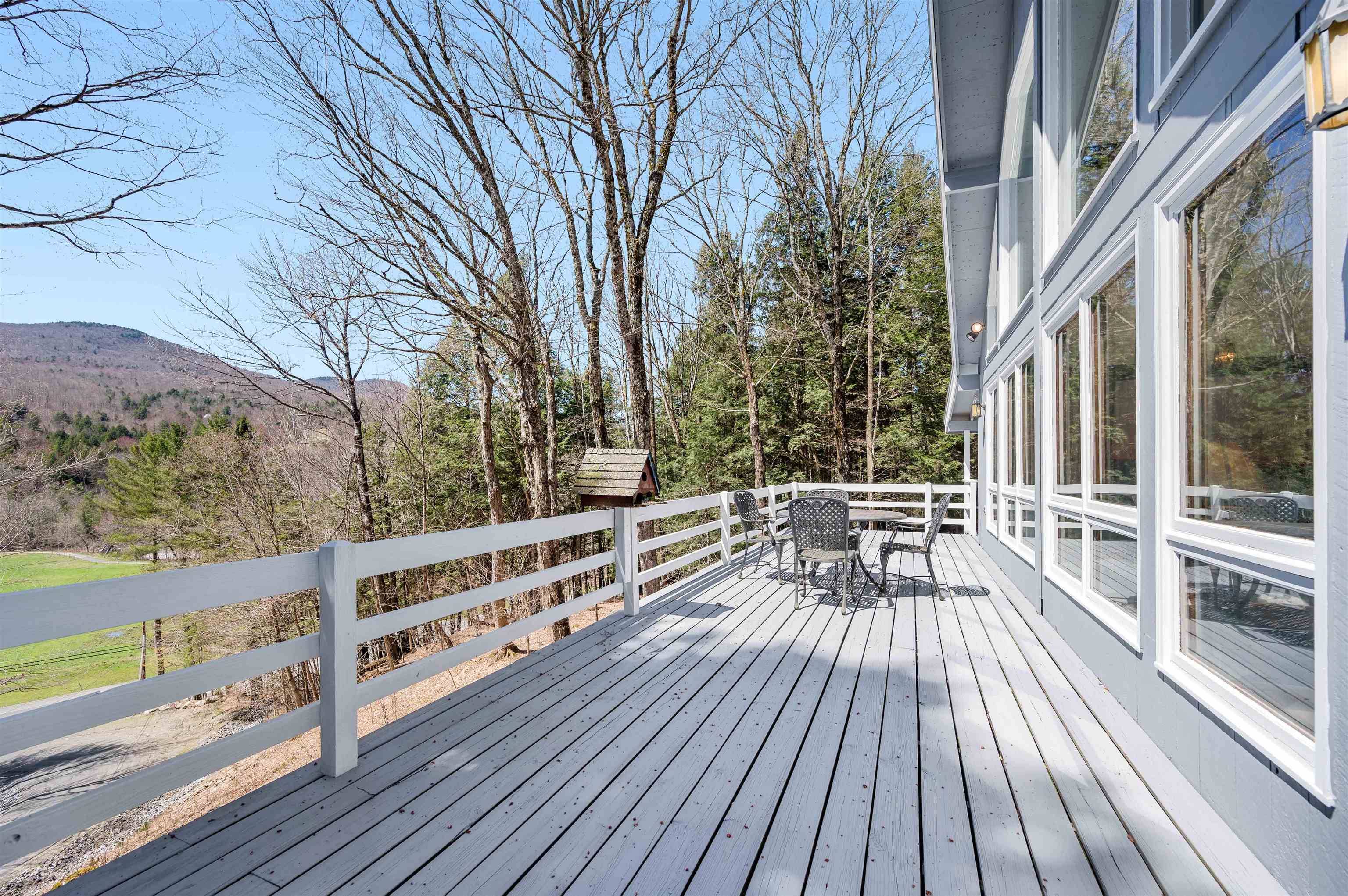 Stowe, VT 05672,115 Spruce HOLW