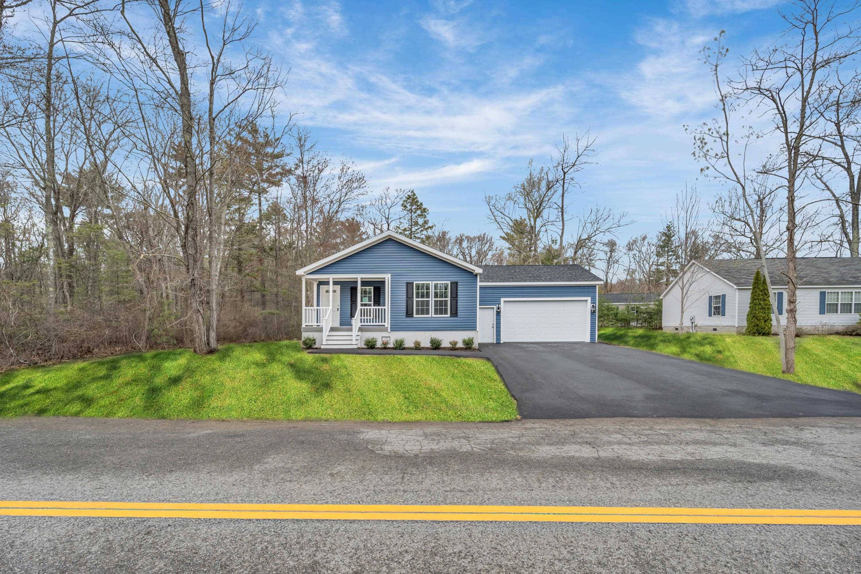 Seabrook, NH 03874,35 Adams AVE
