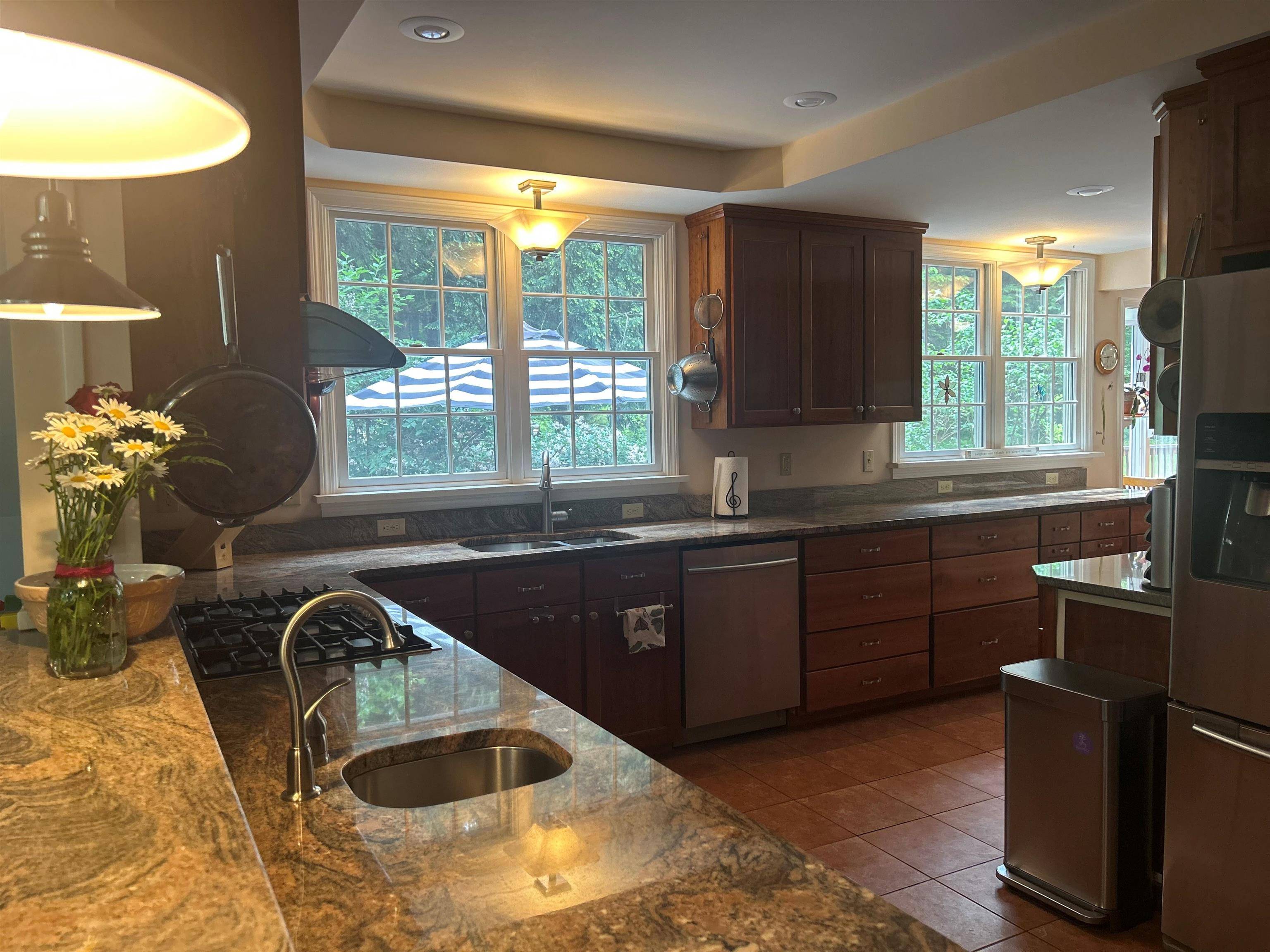 4 Spencer RD Hanover, NH 03755