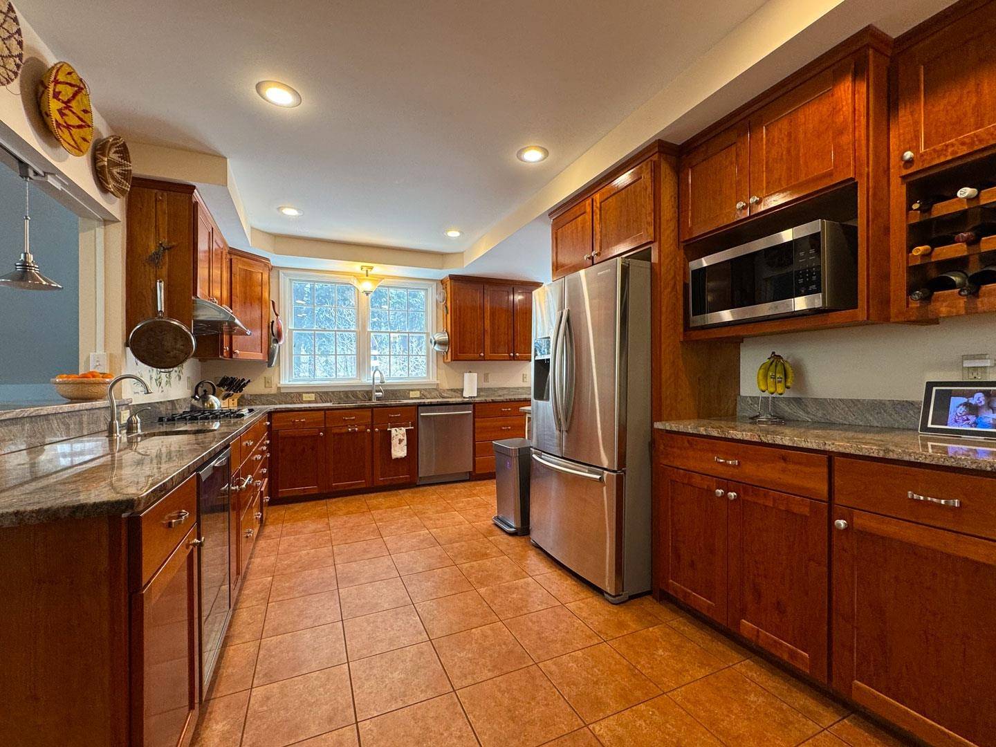 4 Spencer RD Hanover, NH 03755