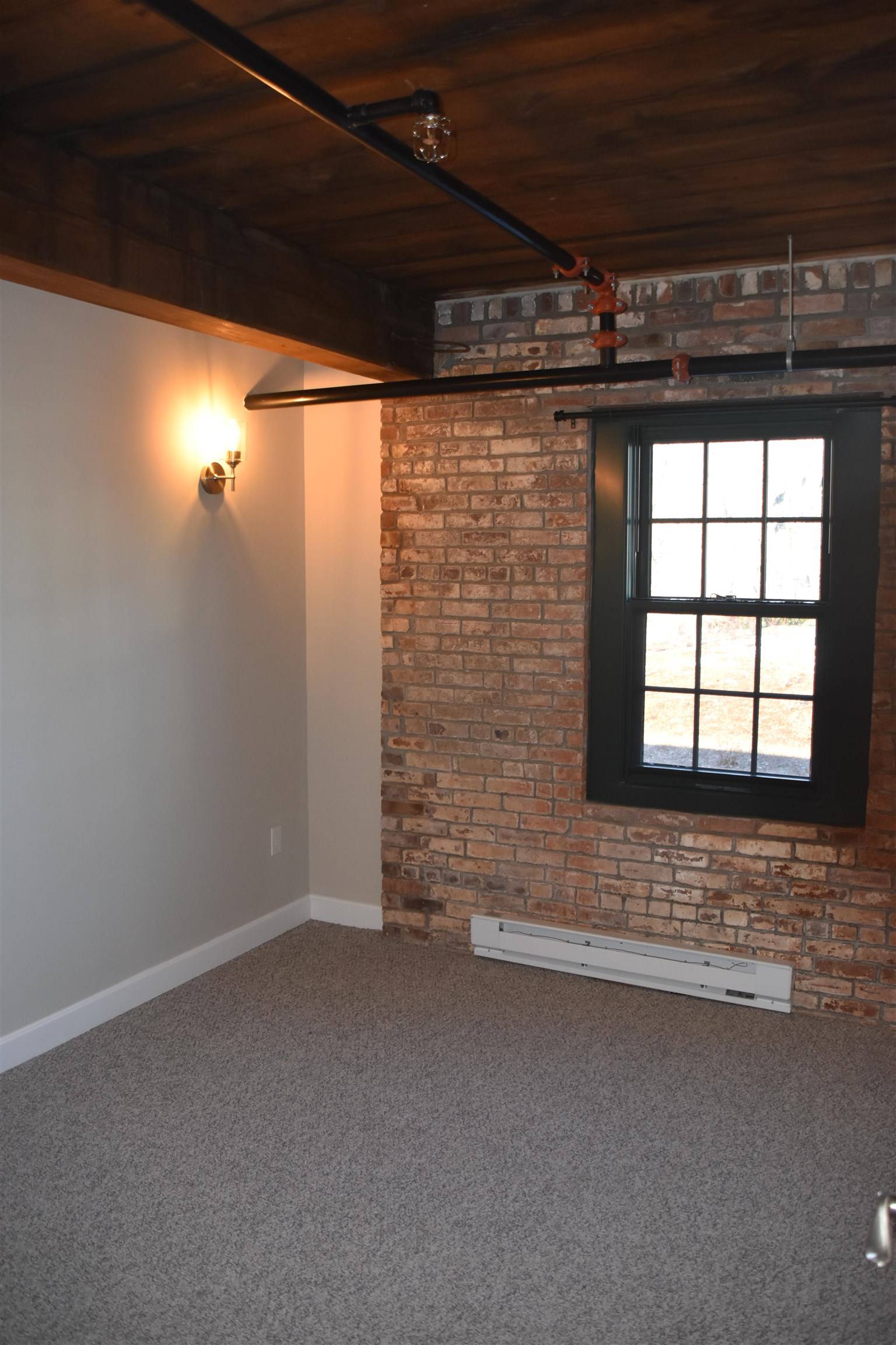 Newmarket, NH 03857,4 Bay RD #301
