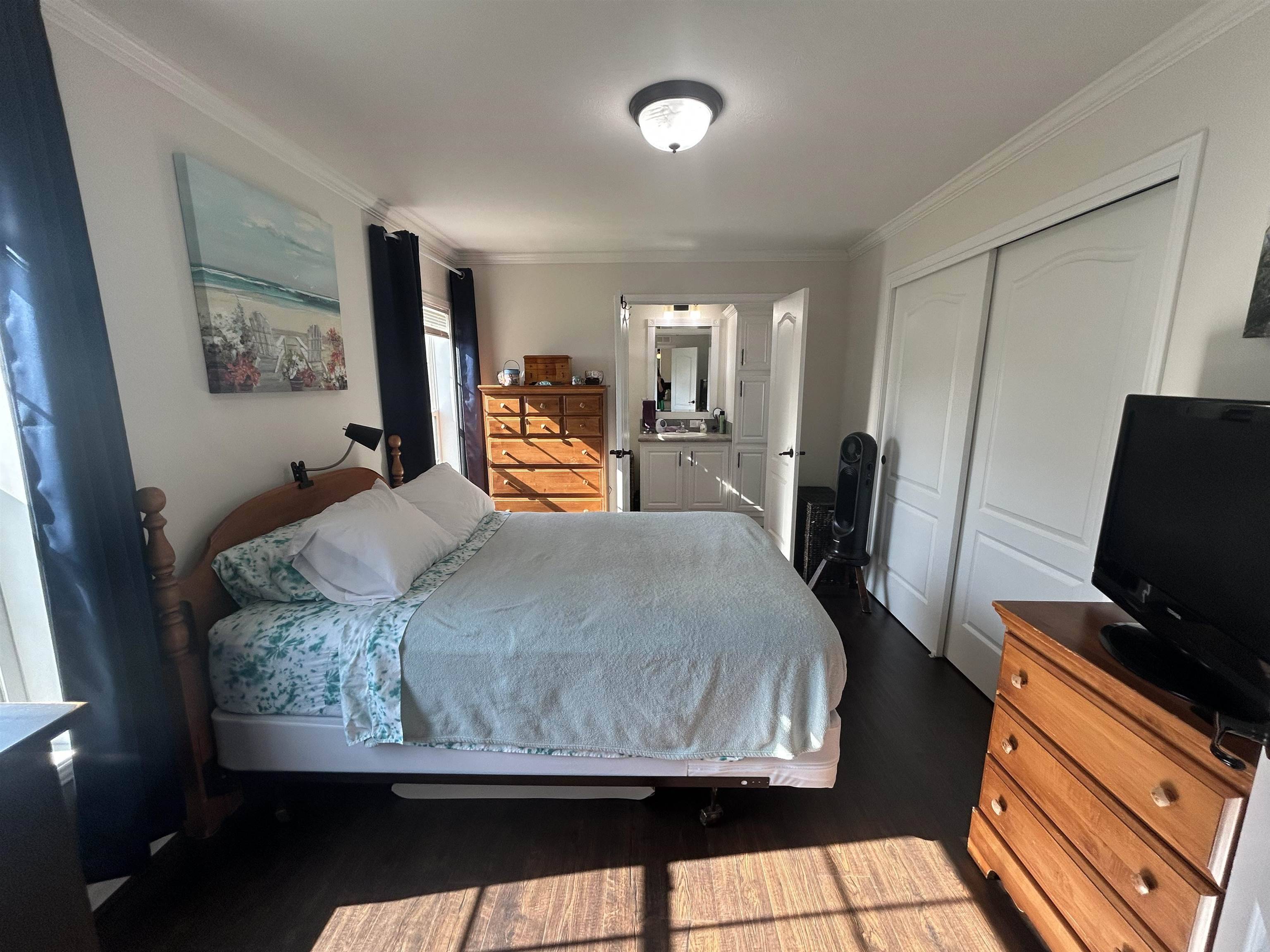 206 Sherwood GLN Somersworth, NH 03878