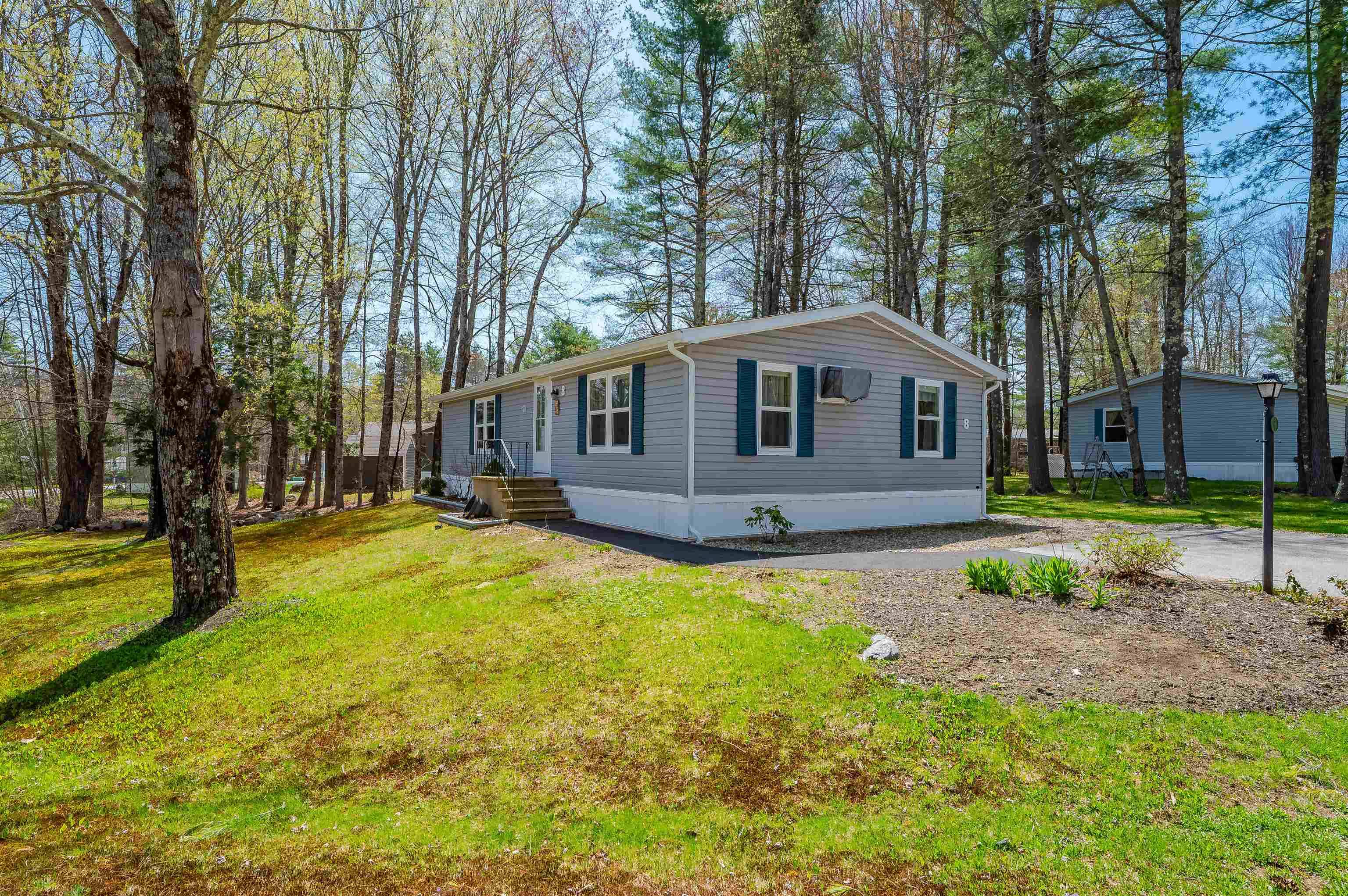 Rochester, NH 03868,8 York CT