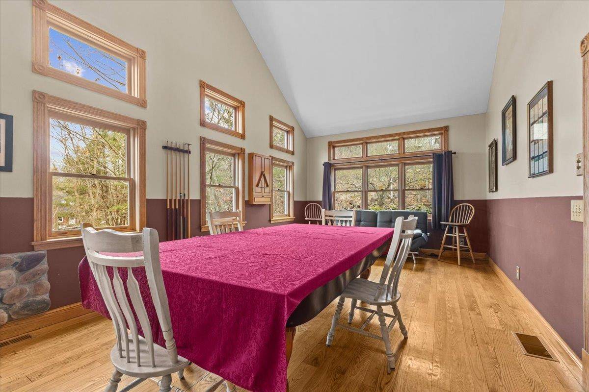 Richmond, VT 05477,163 Westall DR