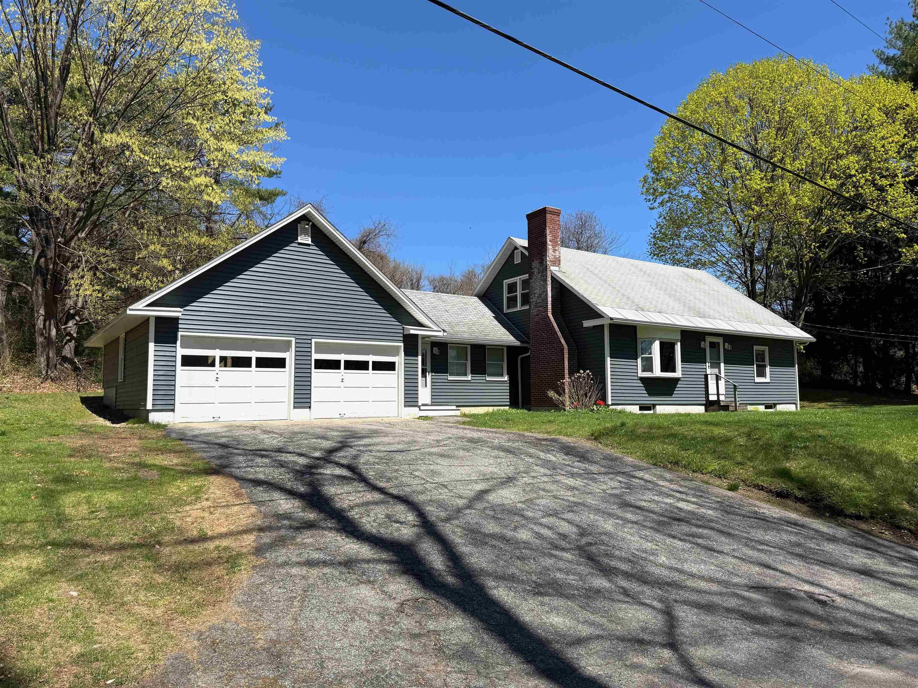 Hinsdale, NH 03451,44 Prospect ST