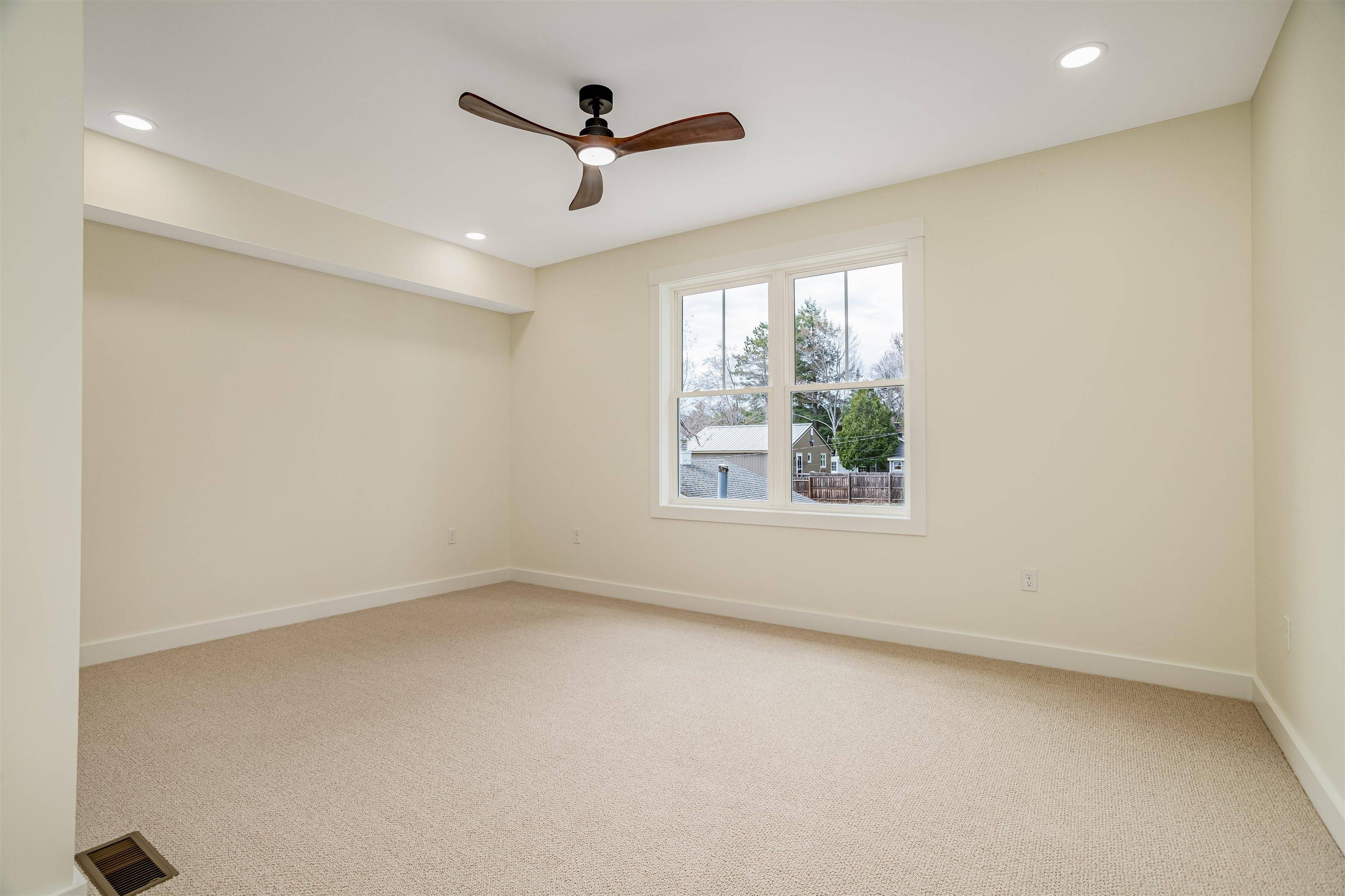 74 Lakeshore DR Ashburnham, MA 01430