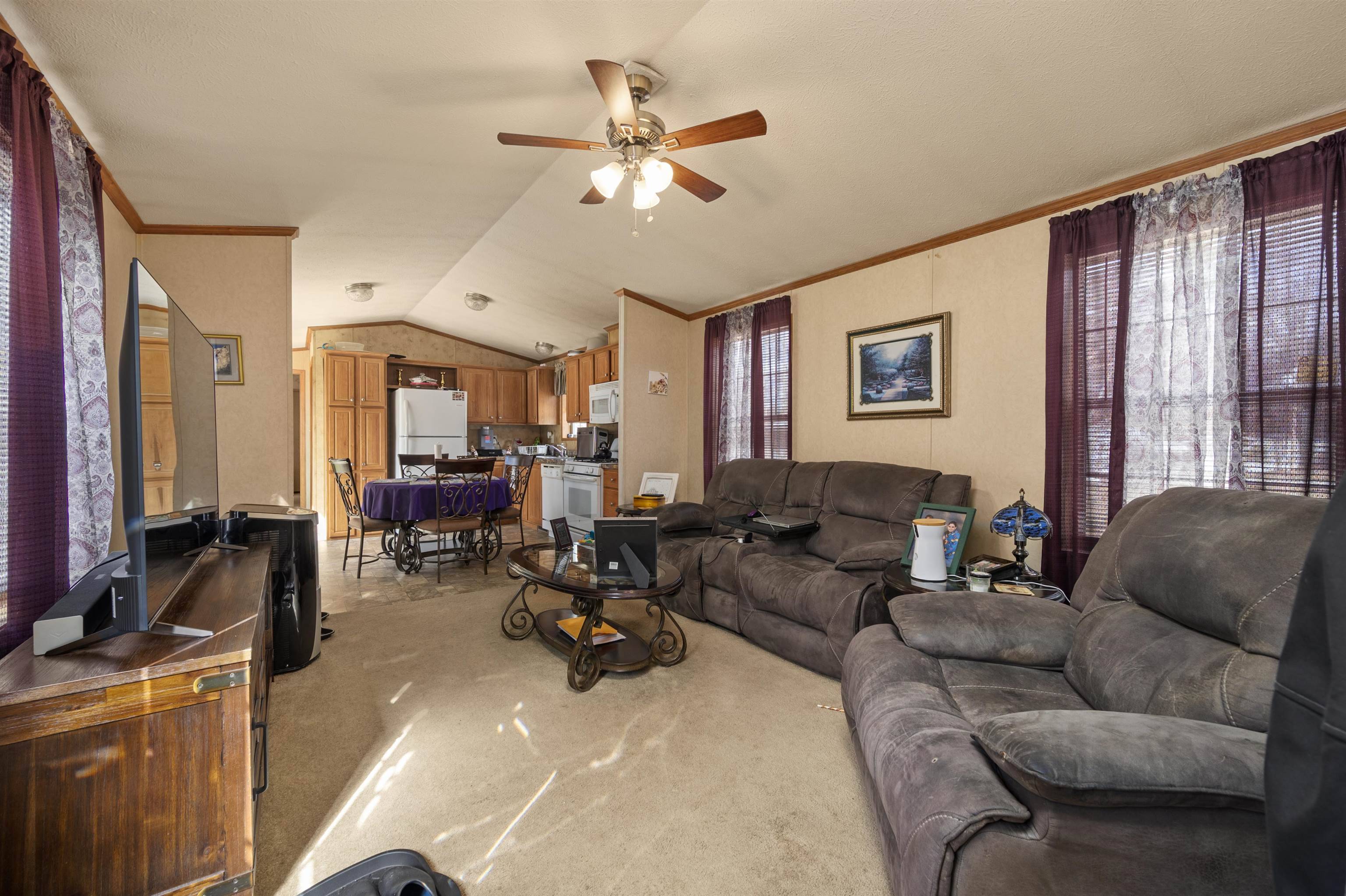 15 Trailer AVE Conway, NH 03818