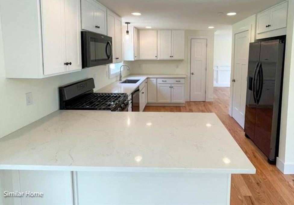 Raymond, NH 03077,8 Meindl RD #1