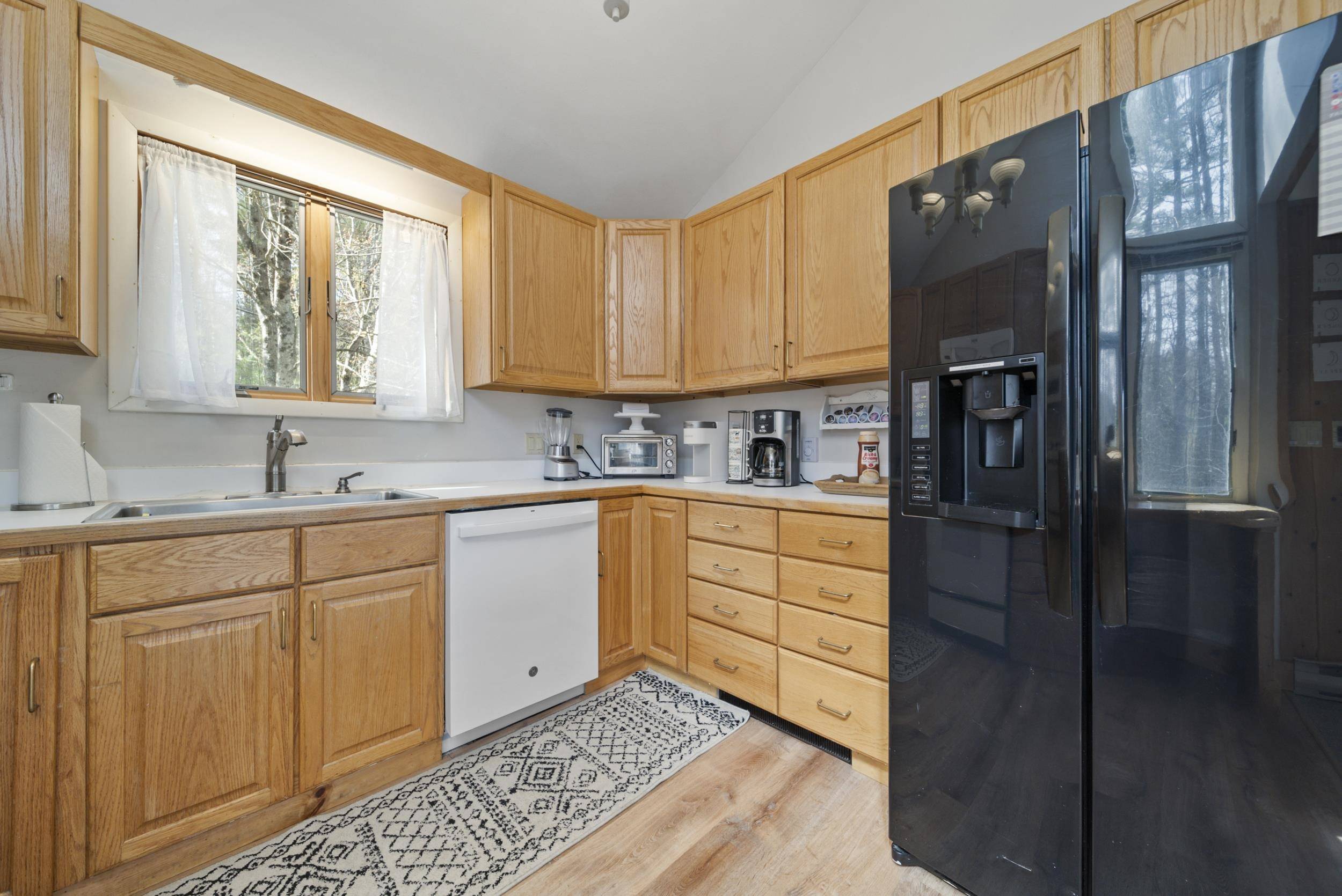 15 Goose Hollow RD Campton, NH 03223