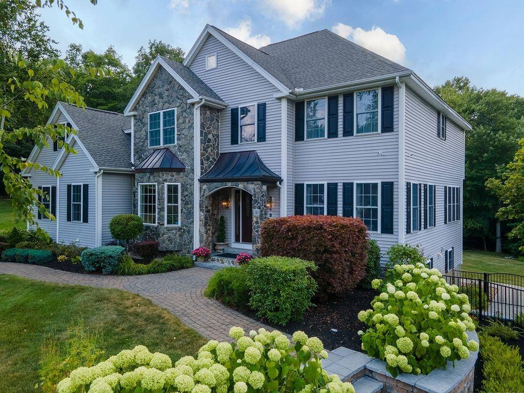 Auburn, NH 03032,32 wildwood RD