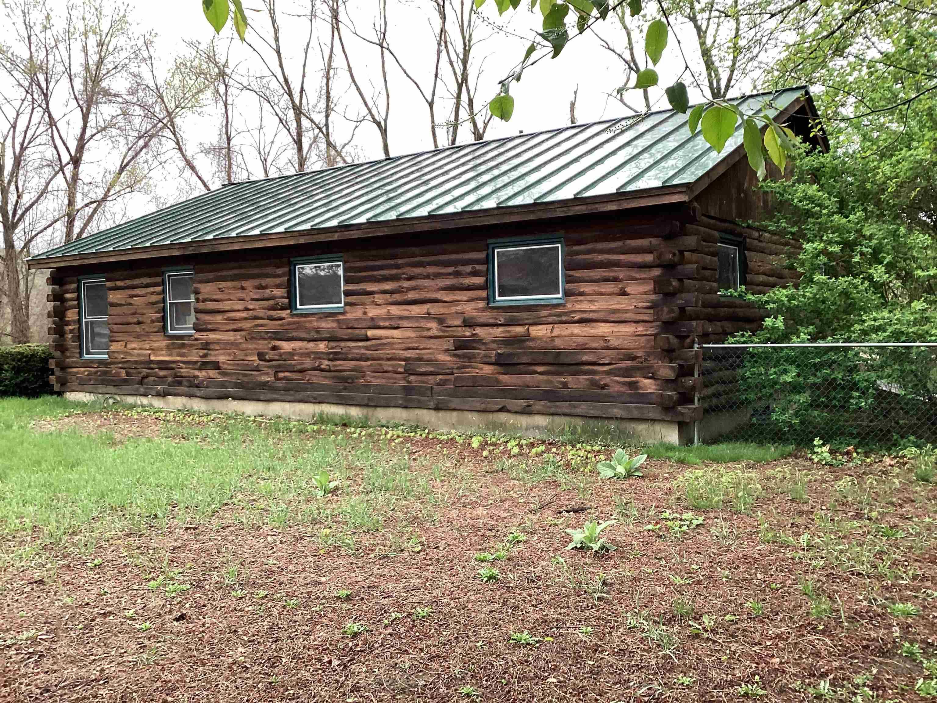 Walpole, NH 03609,10 Bank Drive LN #000001