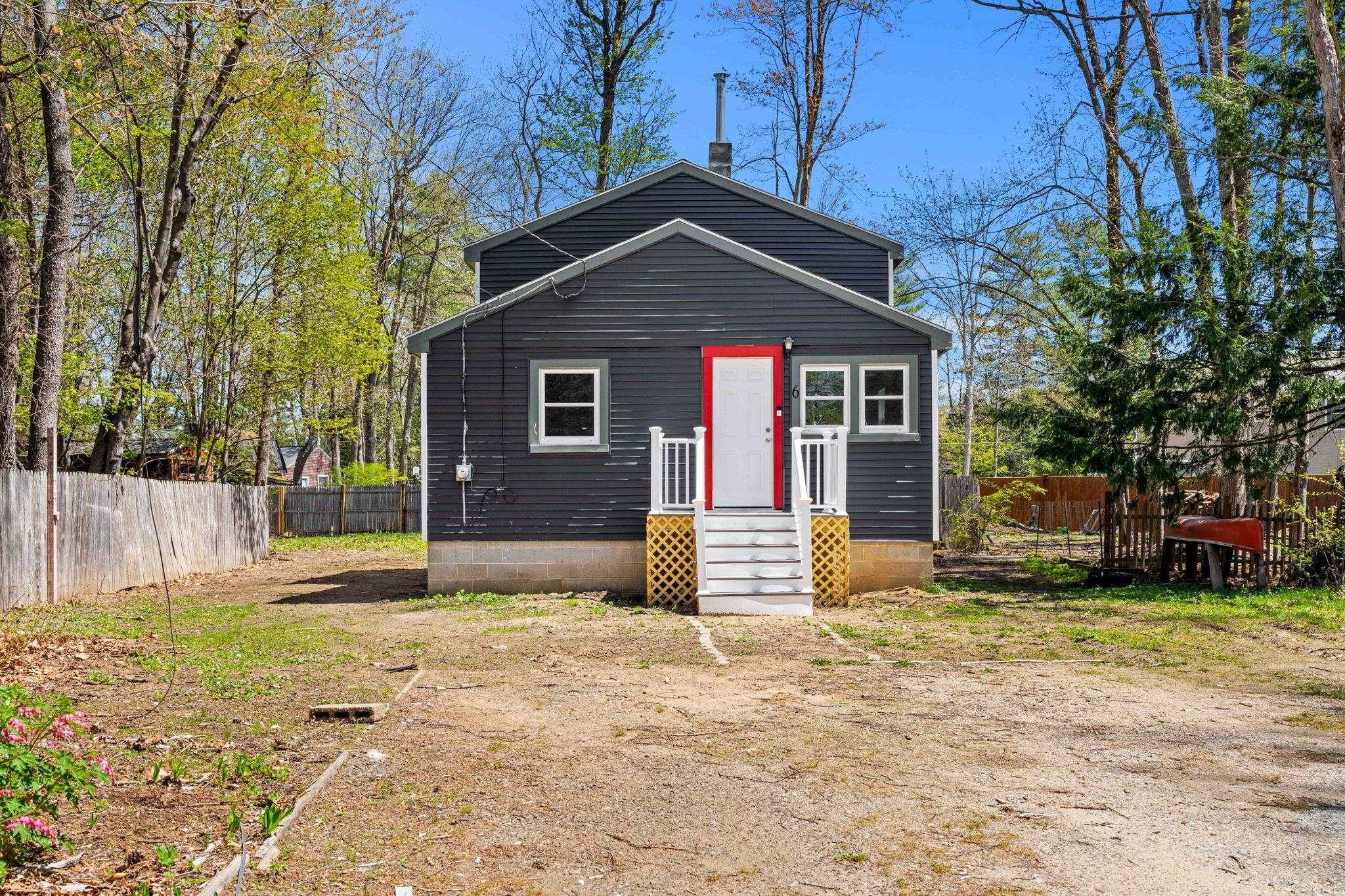 Fremont, NH 03044-3565,6 Beach ST