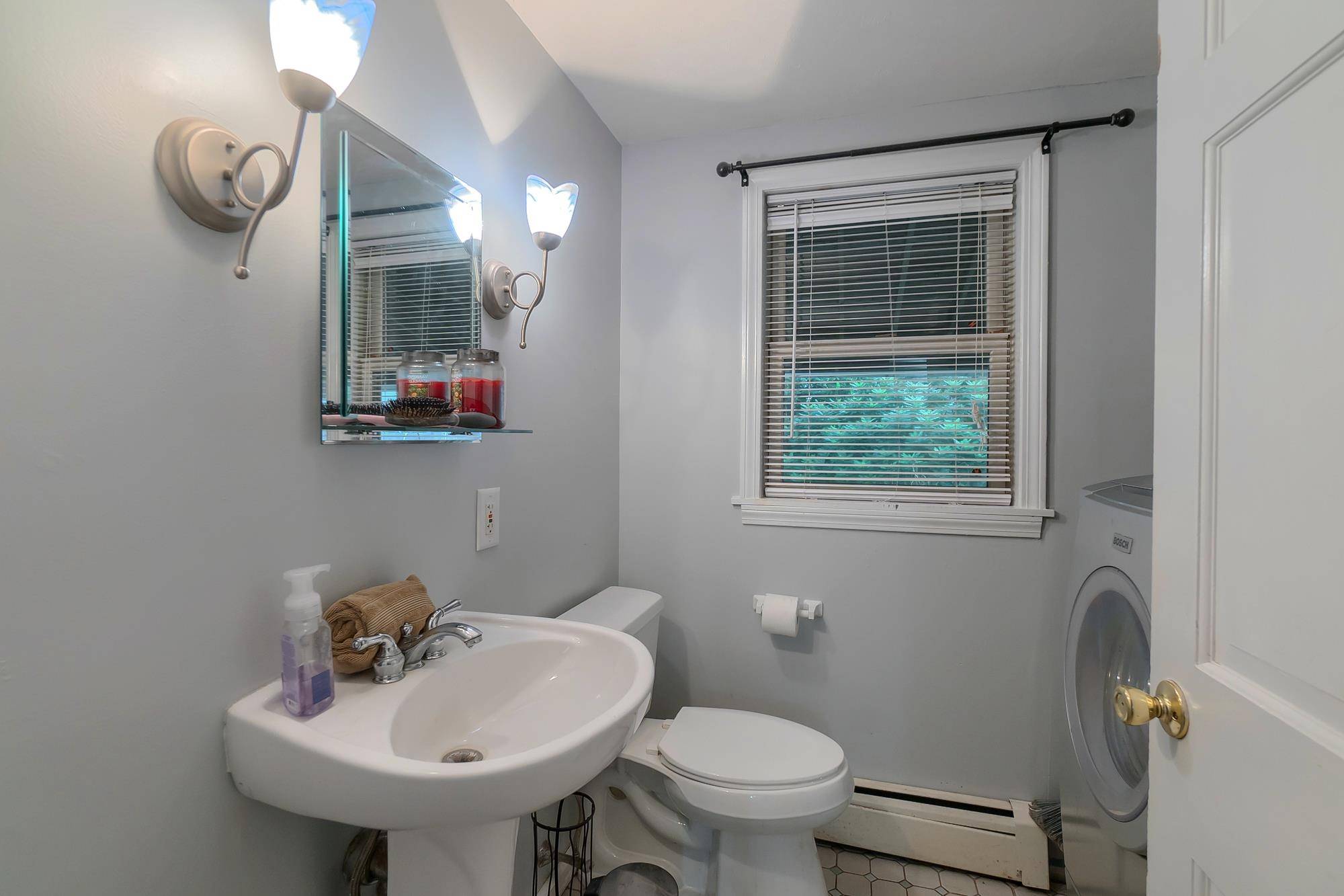 2 Corey Hill RD Brookline, NH 03033