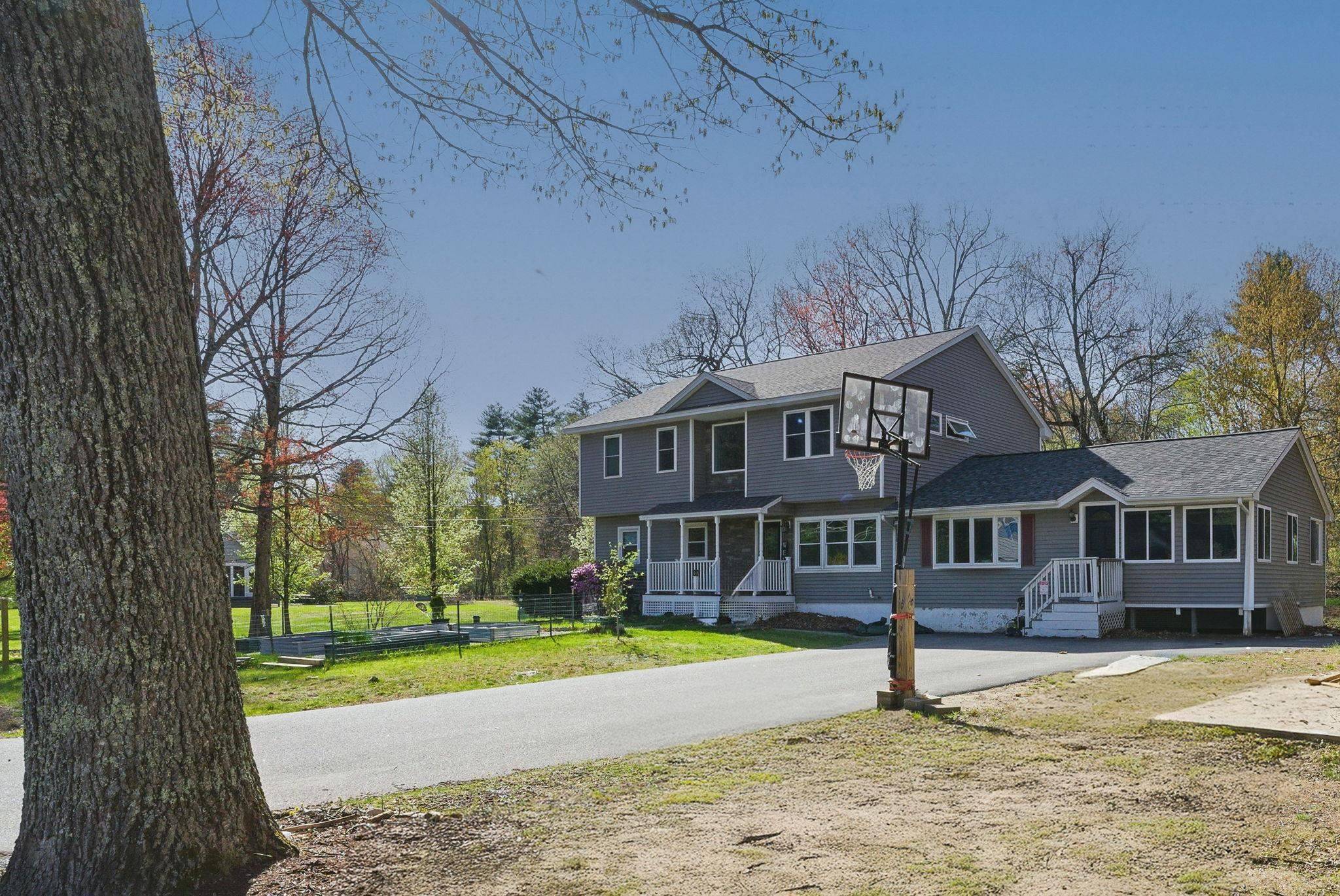Pelham, NH 03076,7 Lane RD