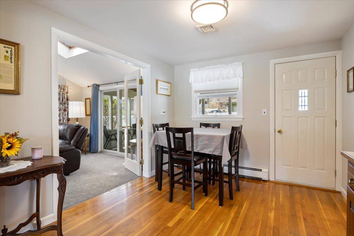 315 McKinley RD Portsmouth, NH 03801