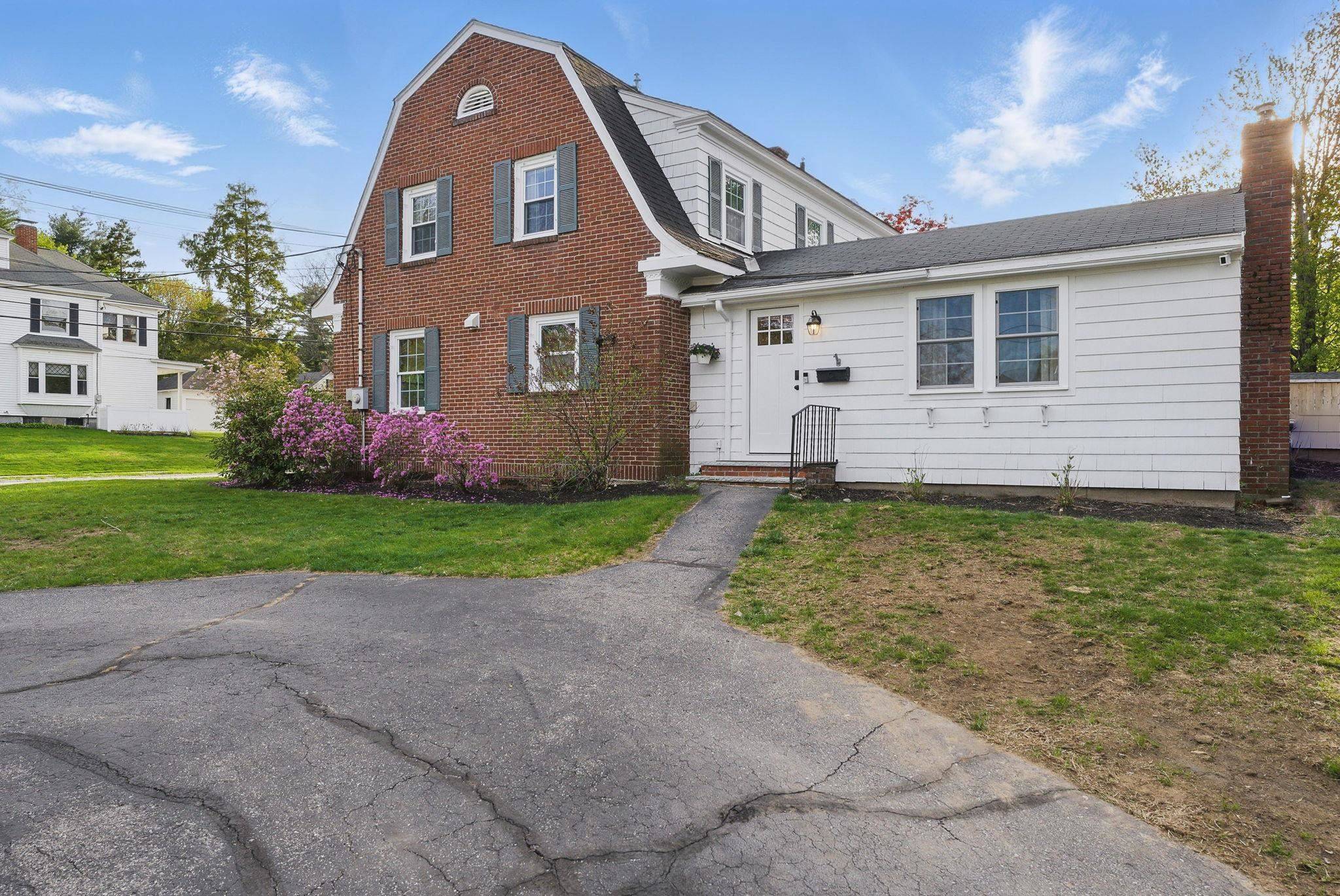 Nashua, NH 03064,52 Courtland ST