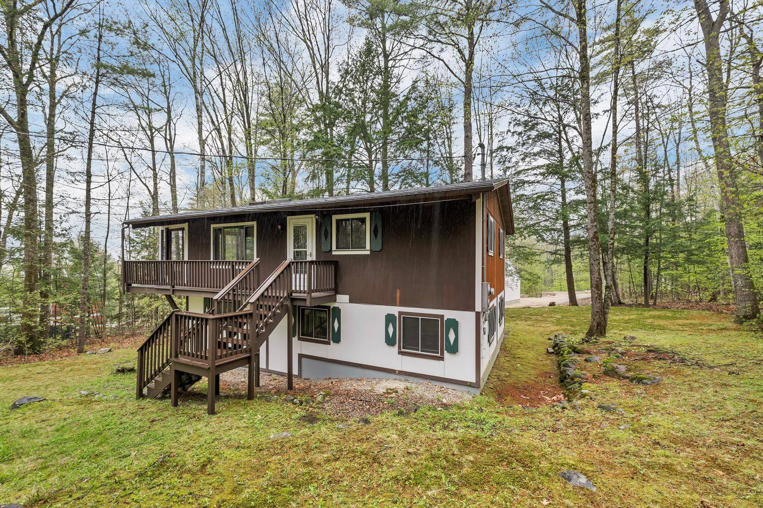 118 Suissevale AVE Moultonborough, NH 03254