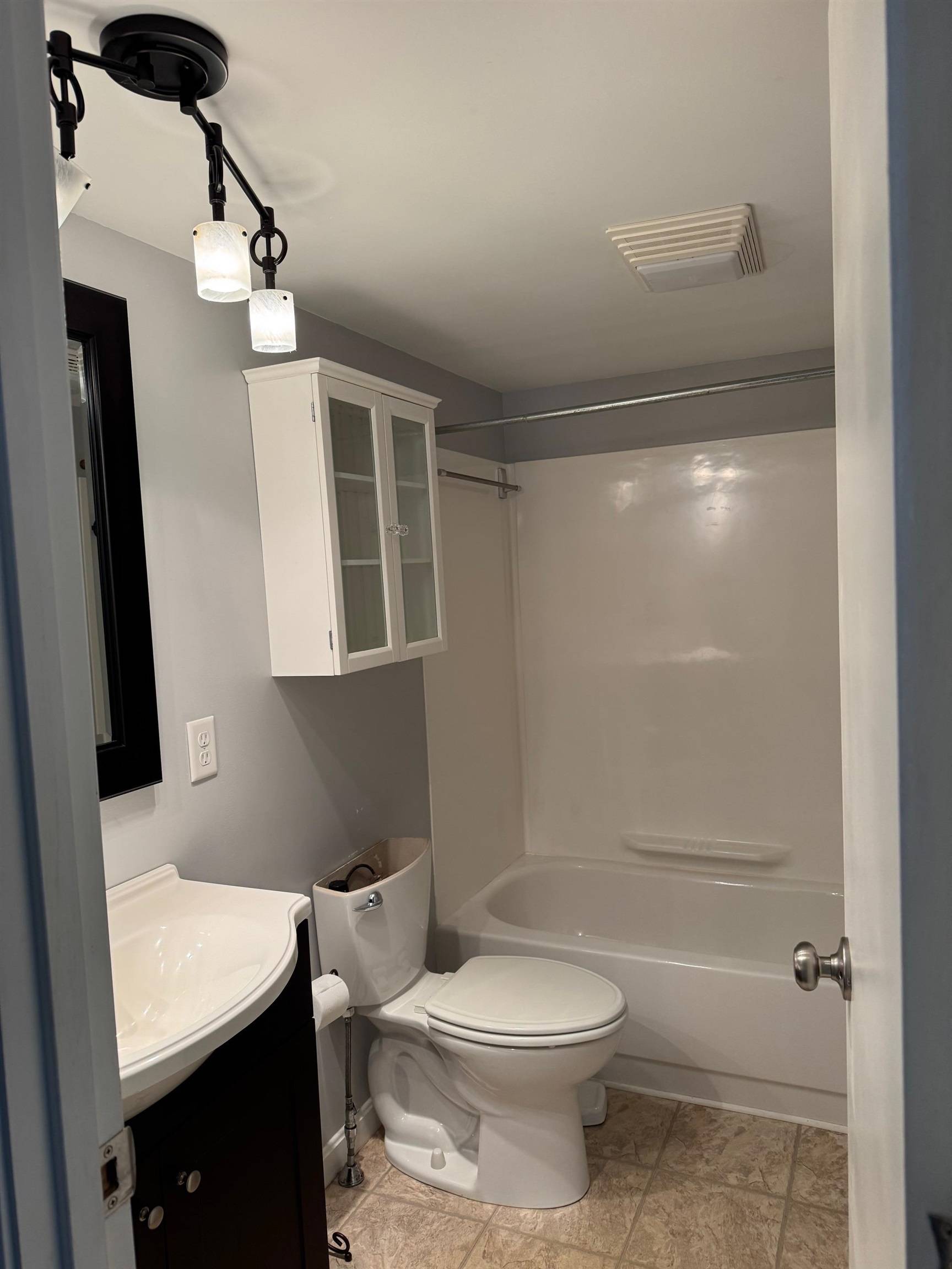 54A Wheeler RD Hollis, NH 03049