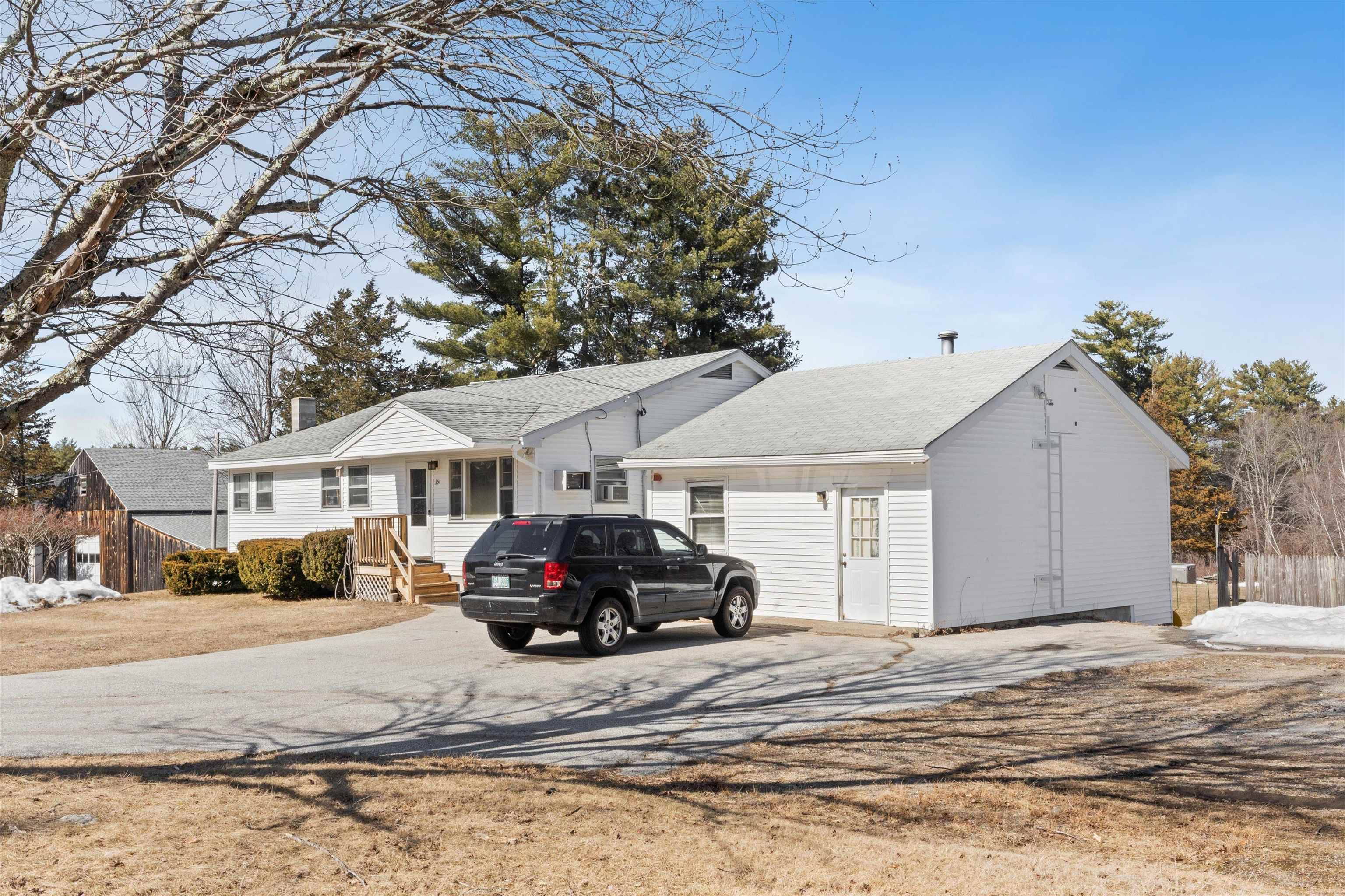 Auburn, NH 03032,35 Bunker Hill RD