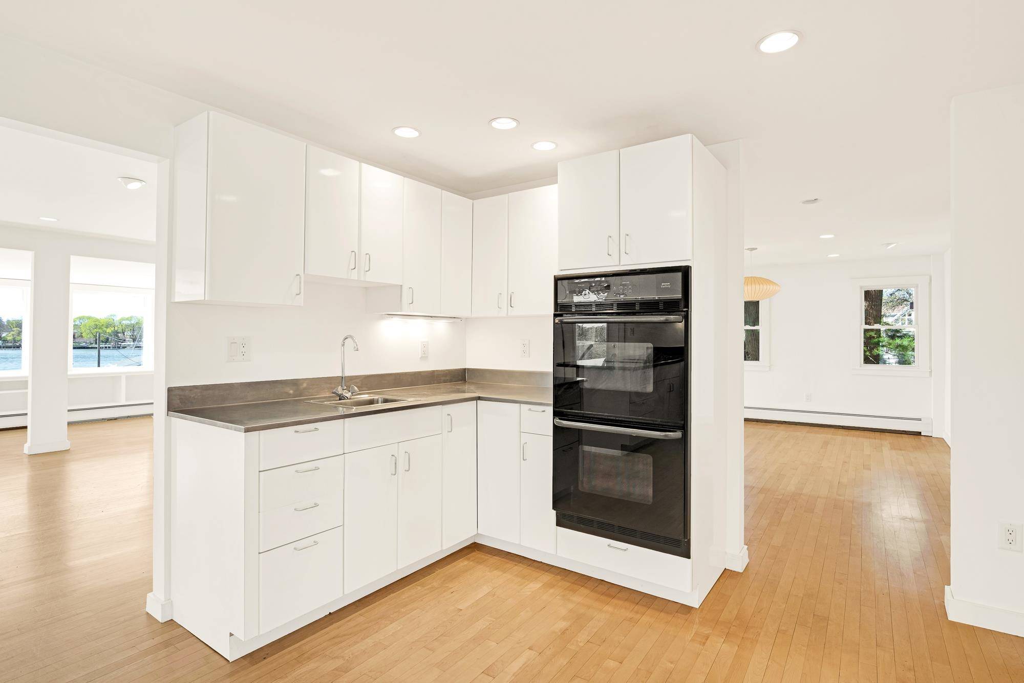 Kittery, ME 03904,10 Island AVE #17A
