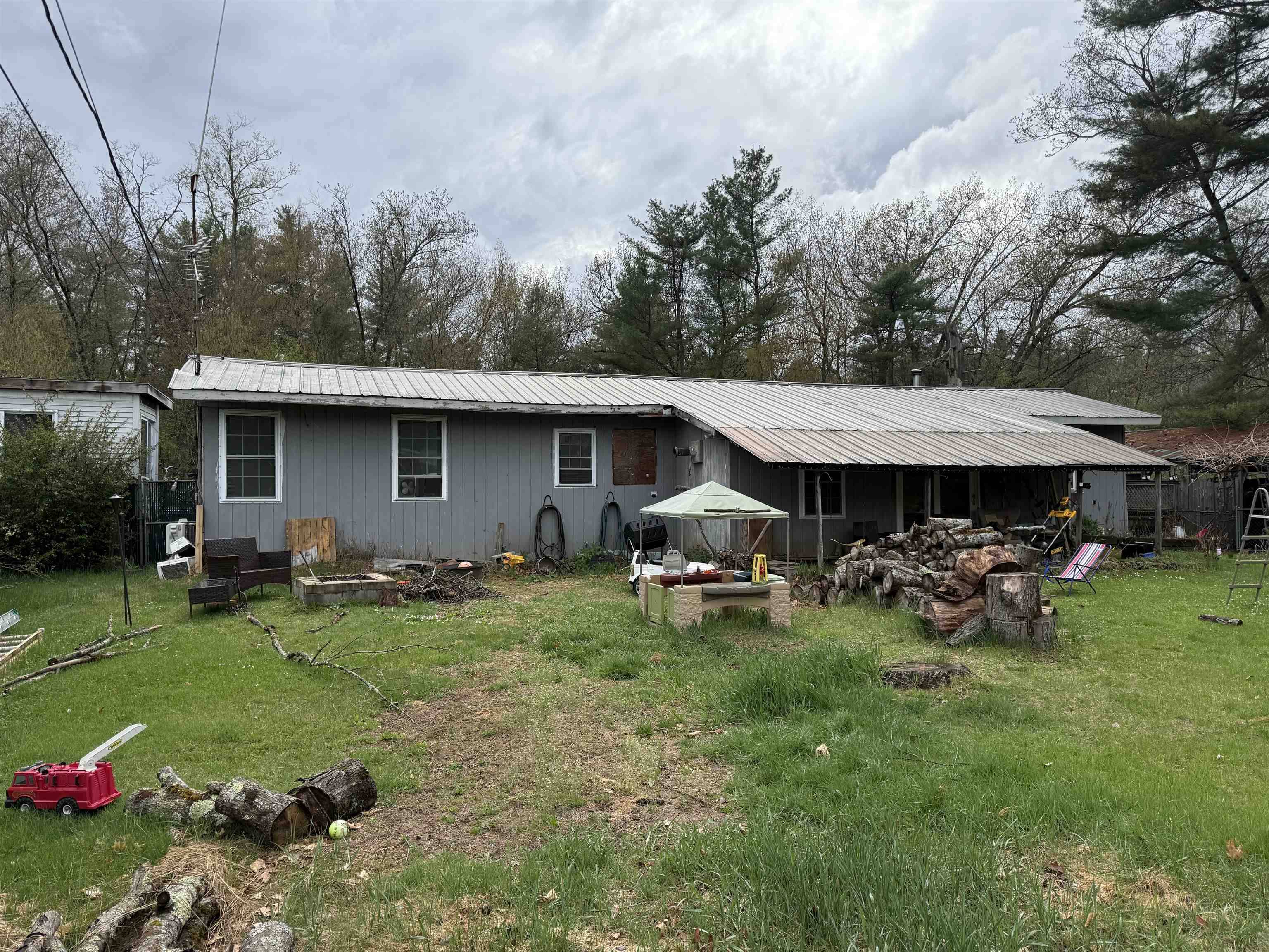Charlestown, NH 03603,59 Snumshire LN