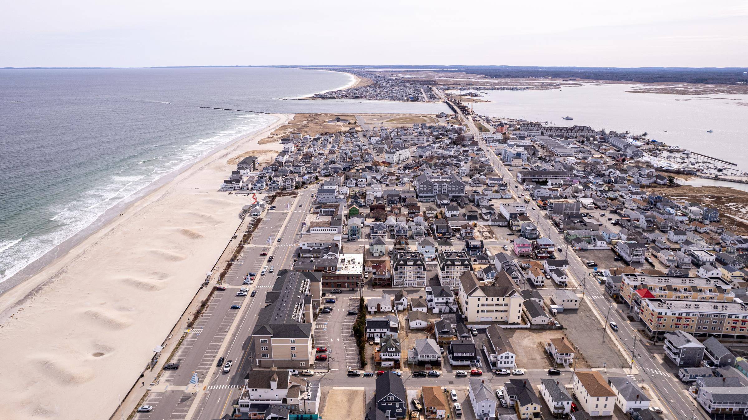 Hampton, NH 03842,7 J ST