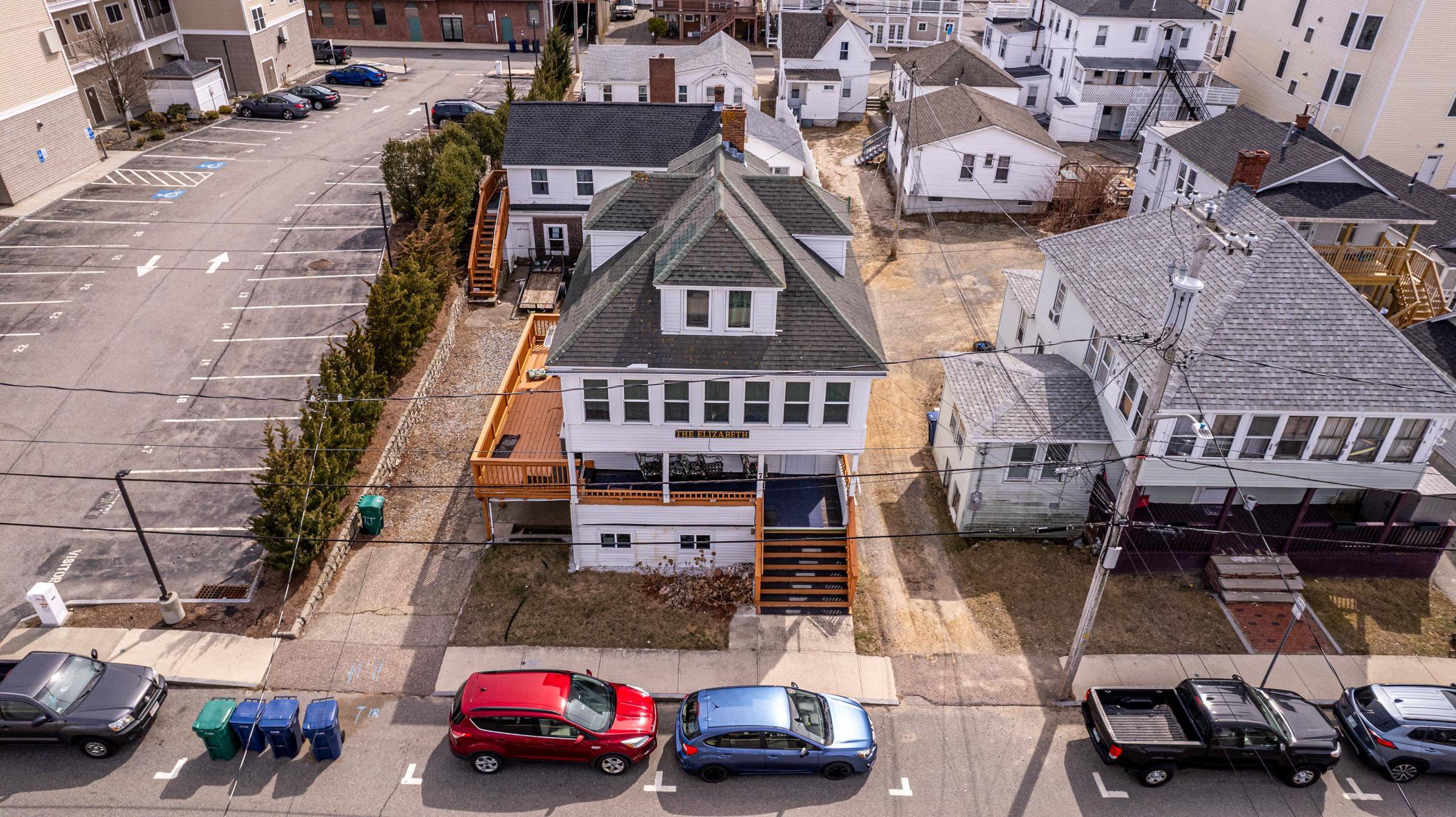 Hampton, NH 03842,7 J ST