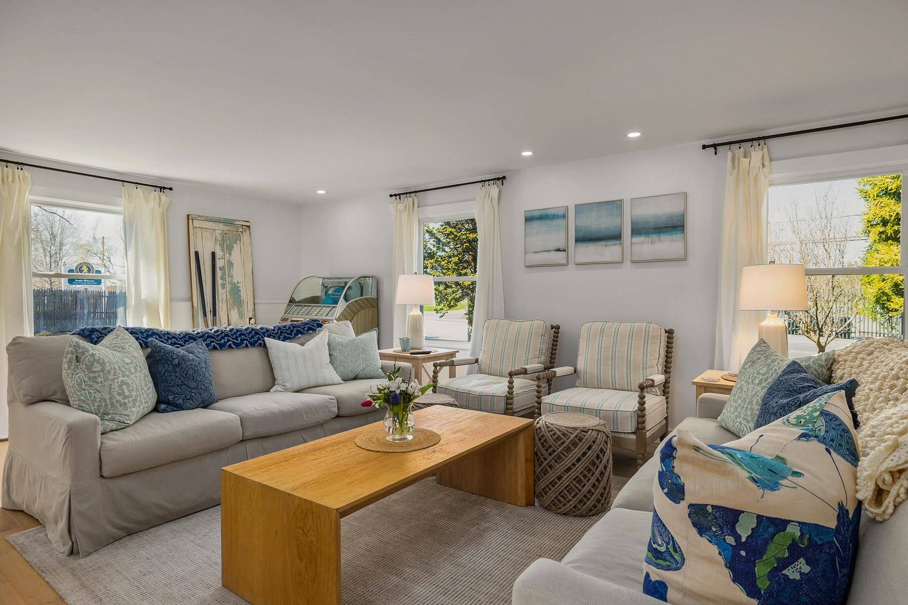 North Hampton, NH 03862,102 North RD