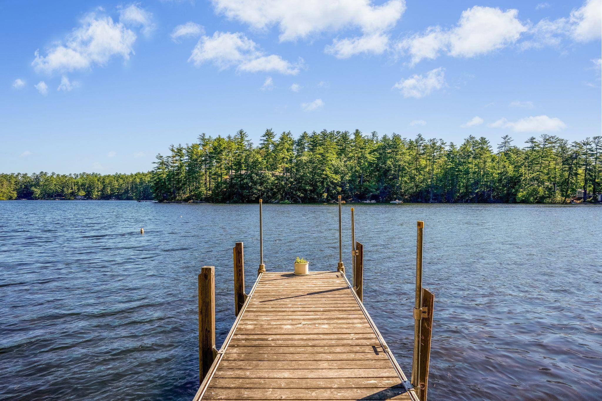 92 Red Gate LN Acton, ME 04001