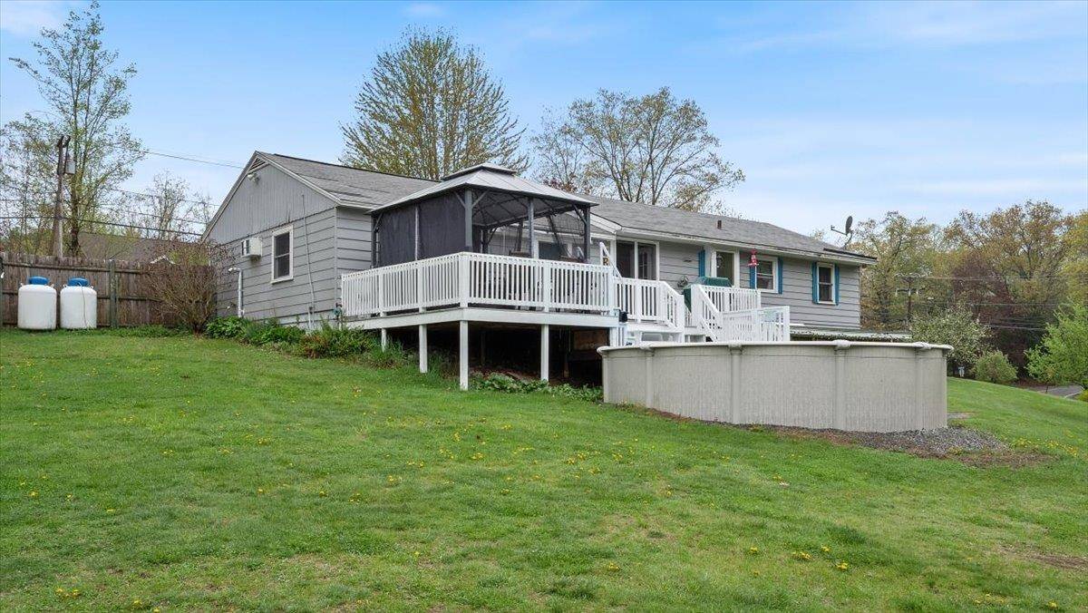 1 Boyd RD Londonderry, NH 03053