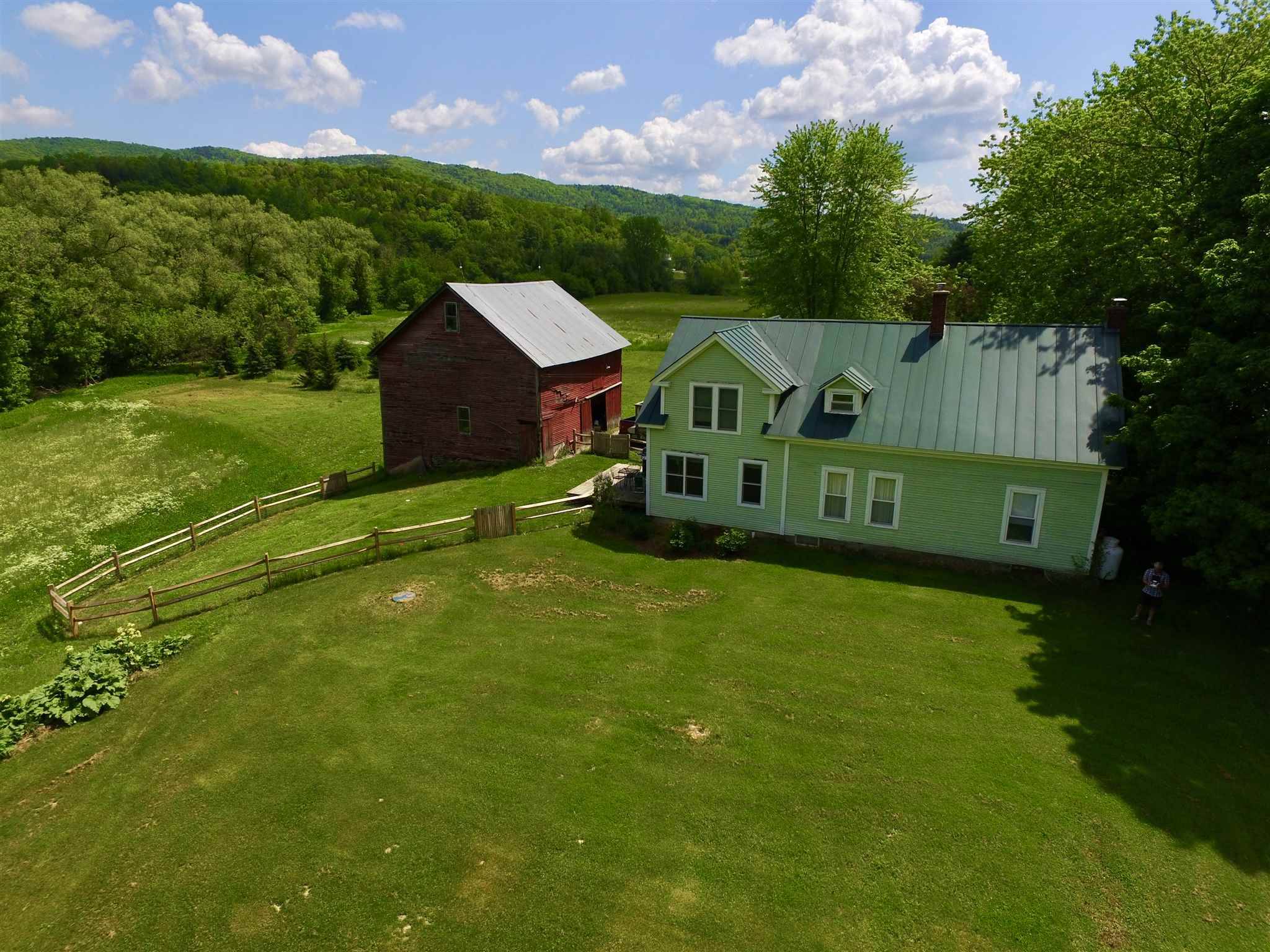 Moretown, VT 05602,1907 River RD