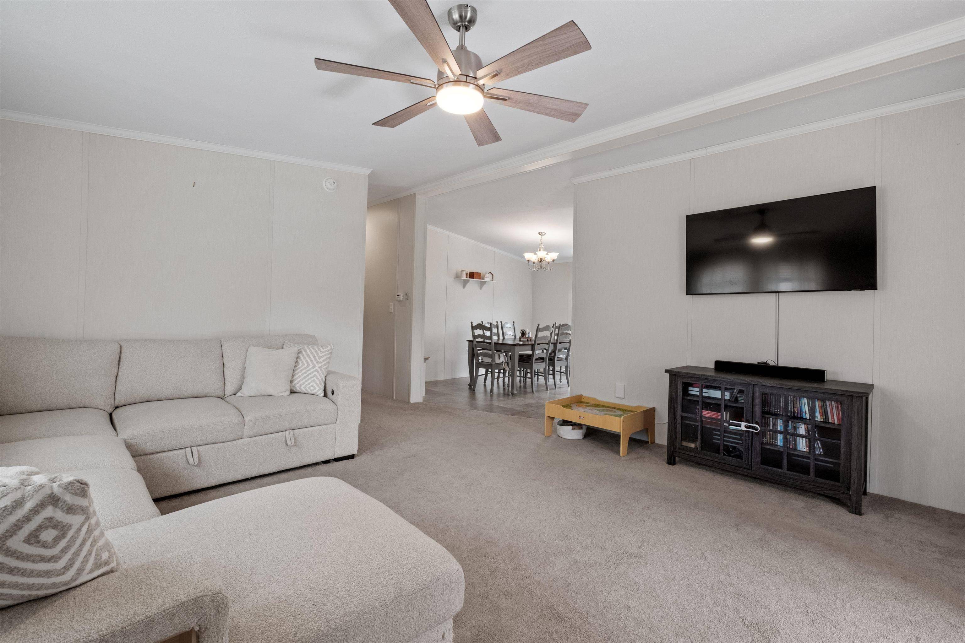 10 North Emperor DR #10 Concord, NH 03303