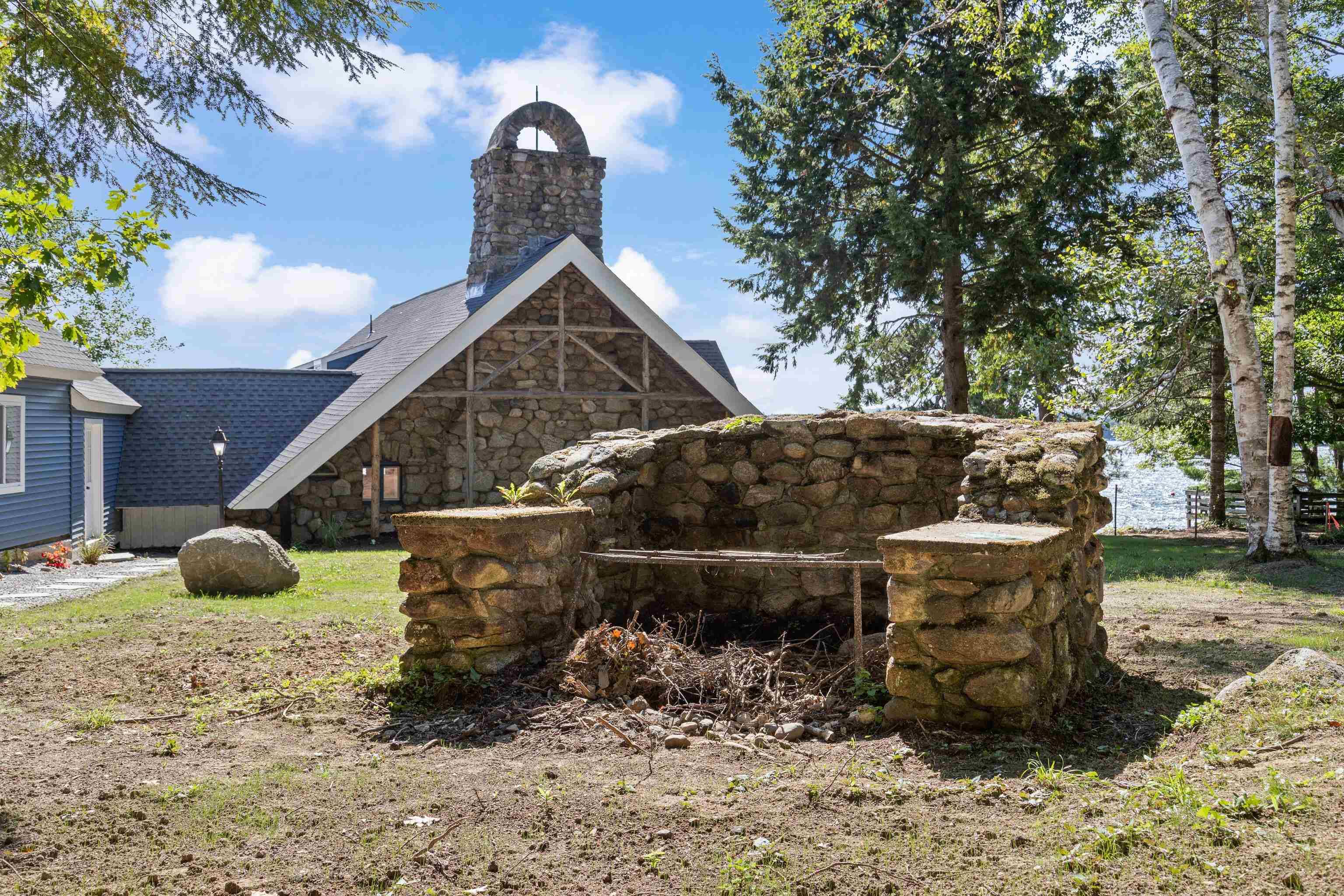 62 Boat house RD Moultonborough, NH 03254
