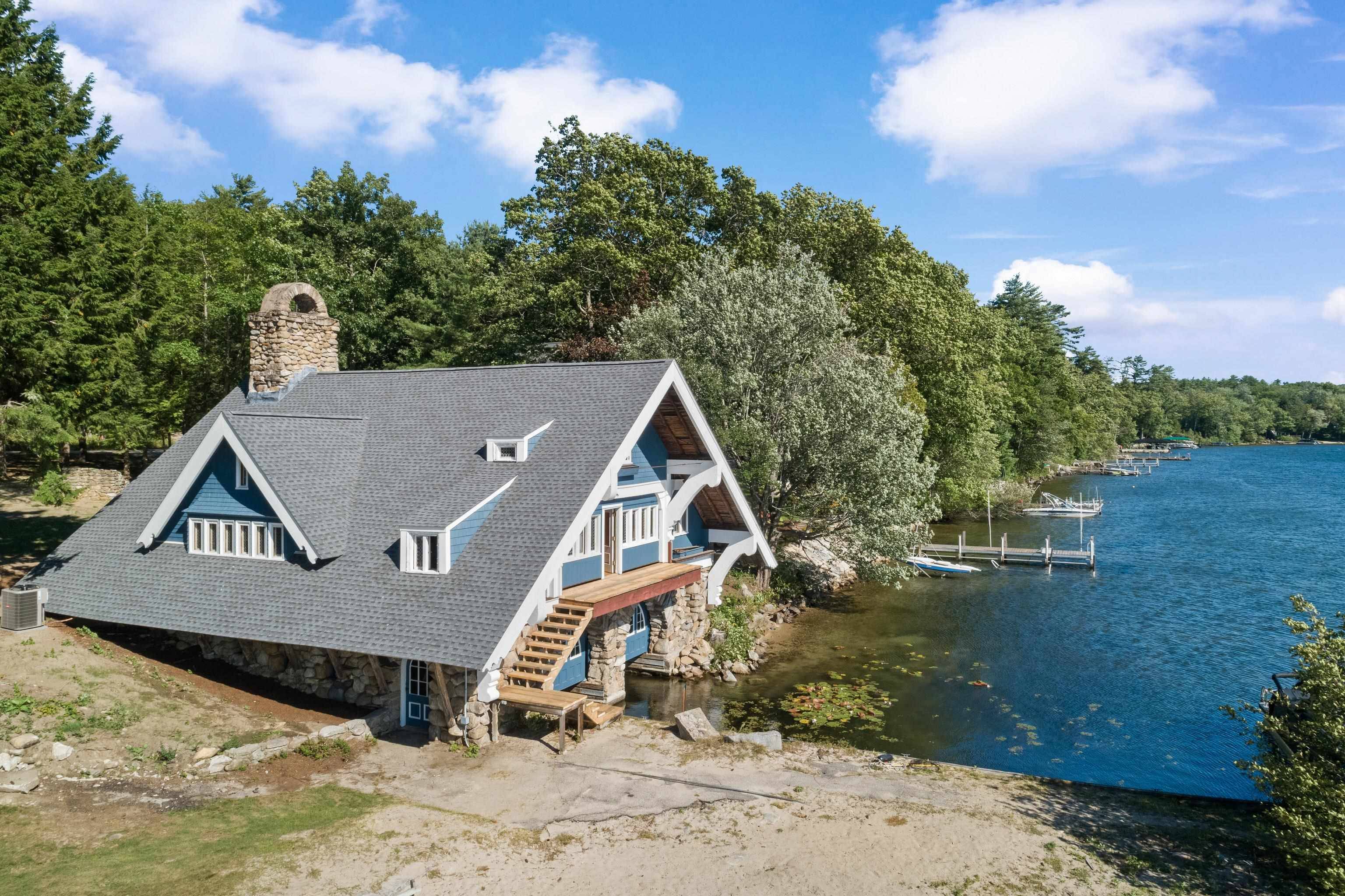 62 Boat house RD Moultonborough, NH 03254