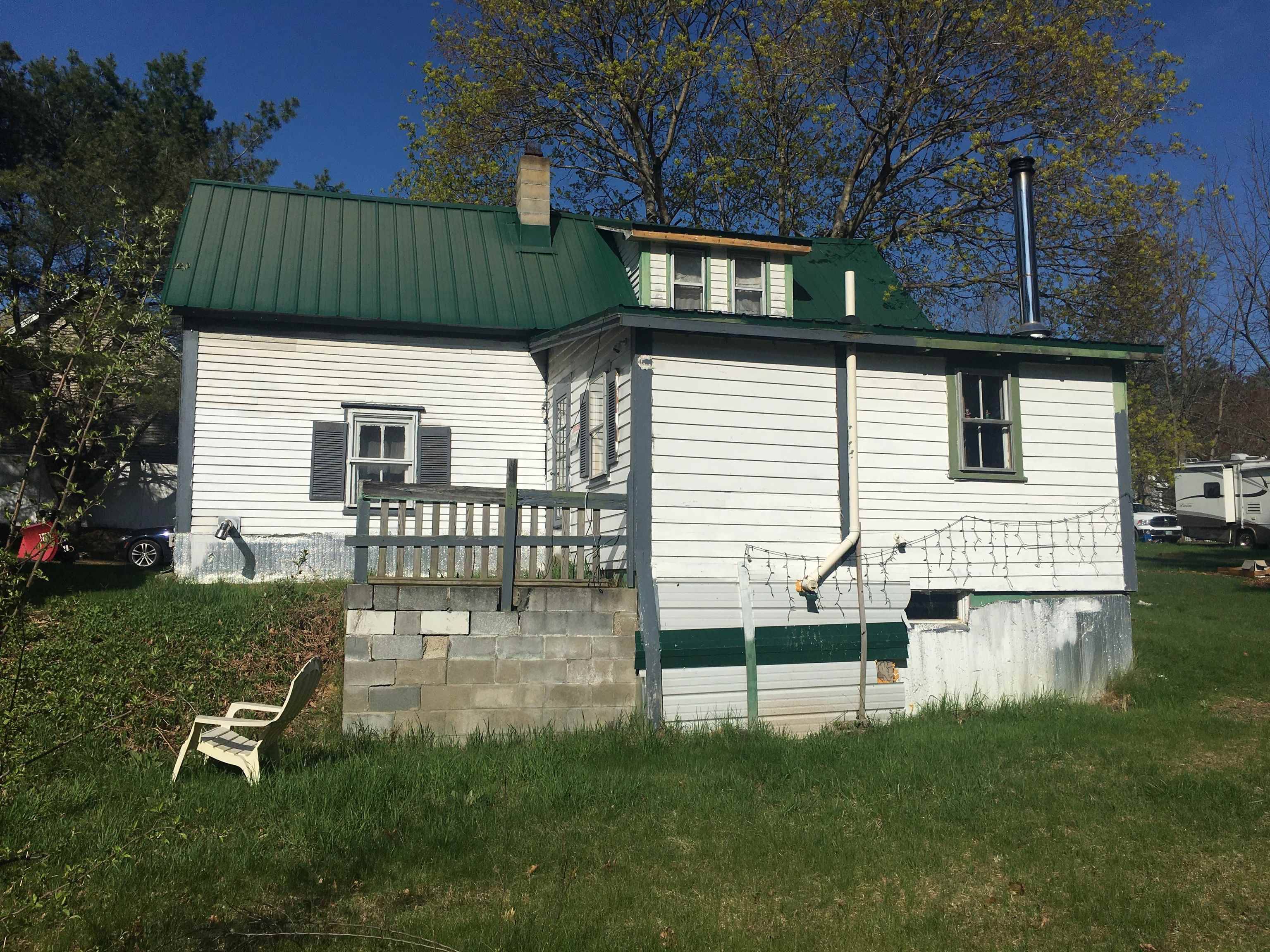 Belmont, NH 03220,10 Greenleaf CT