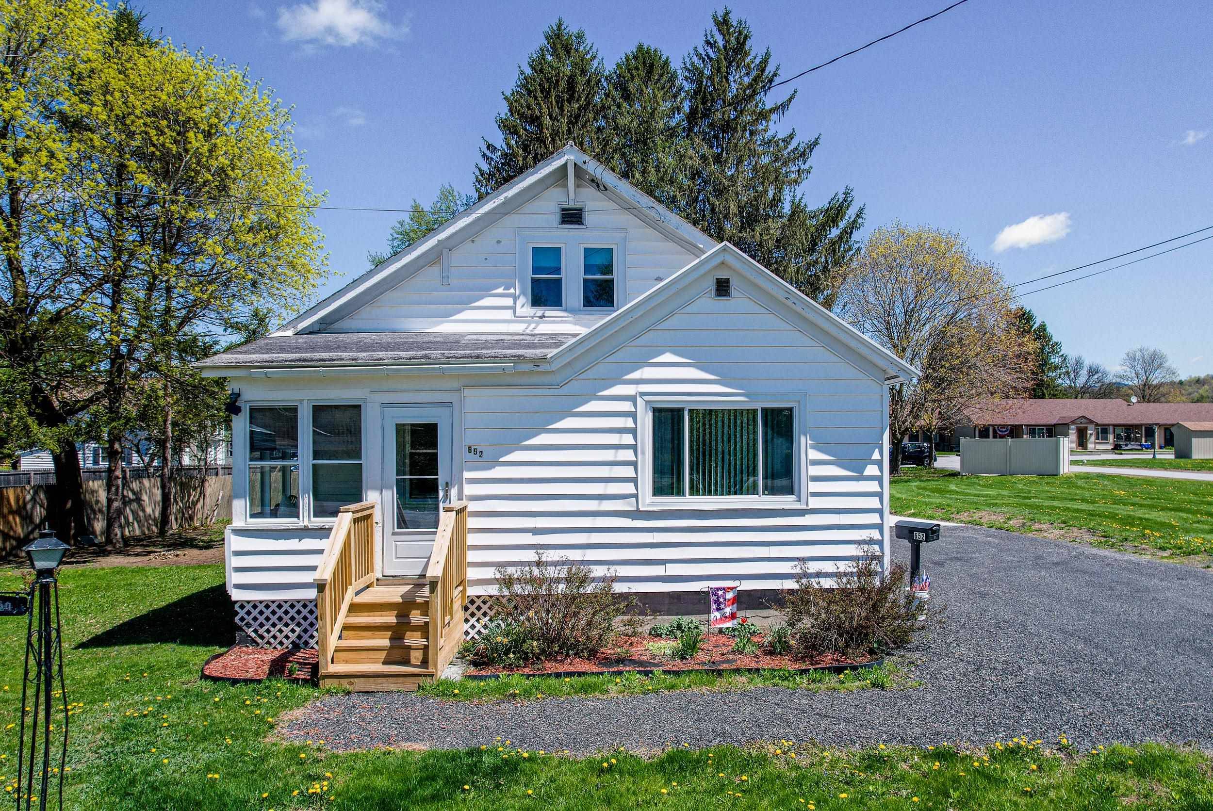 Poultney, VT 05764,652 York ST
