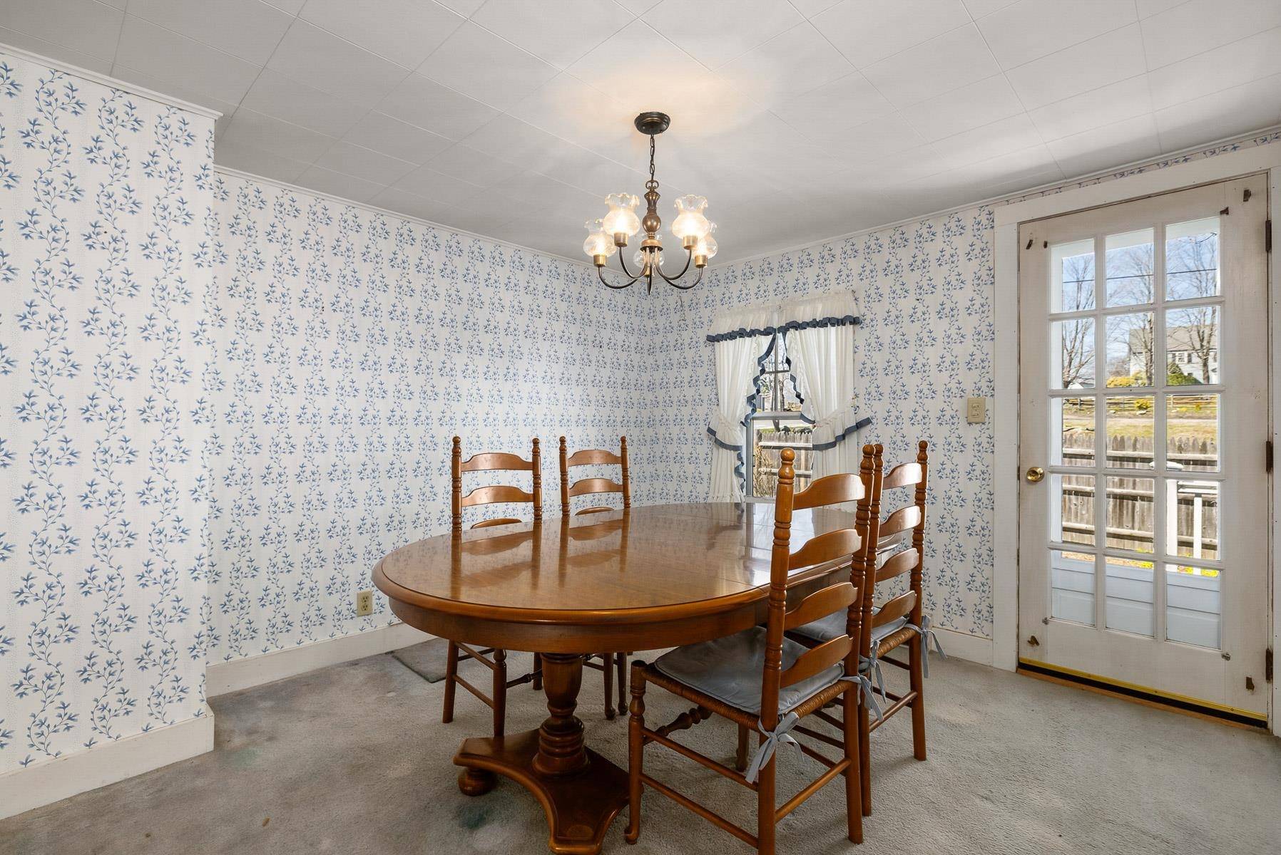 409 Lafayette RD Portsmouth, NH 03801