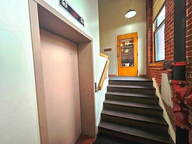 Keene, NH 03431,16 Church ST #3a