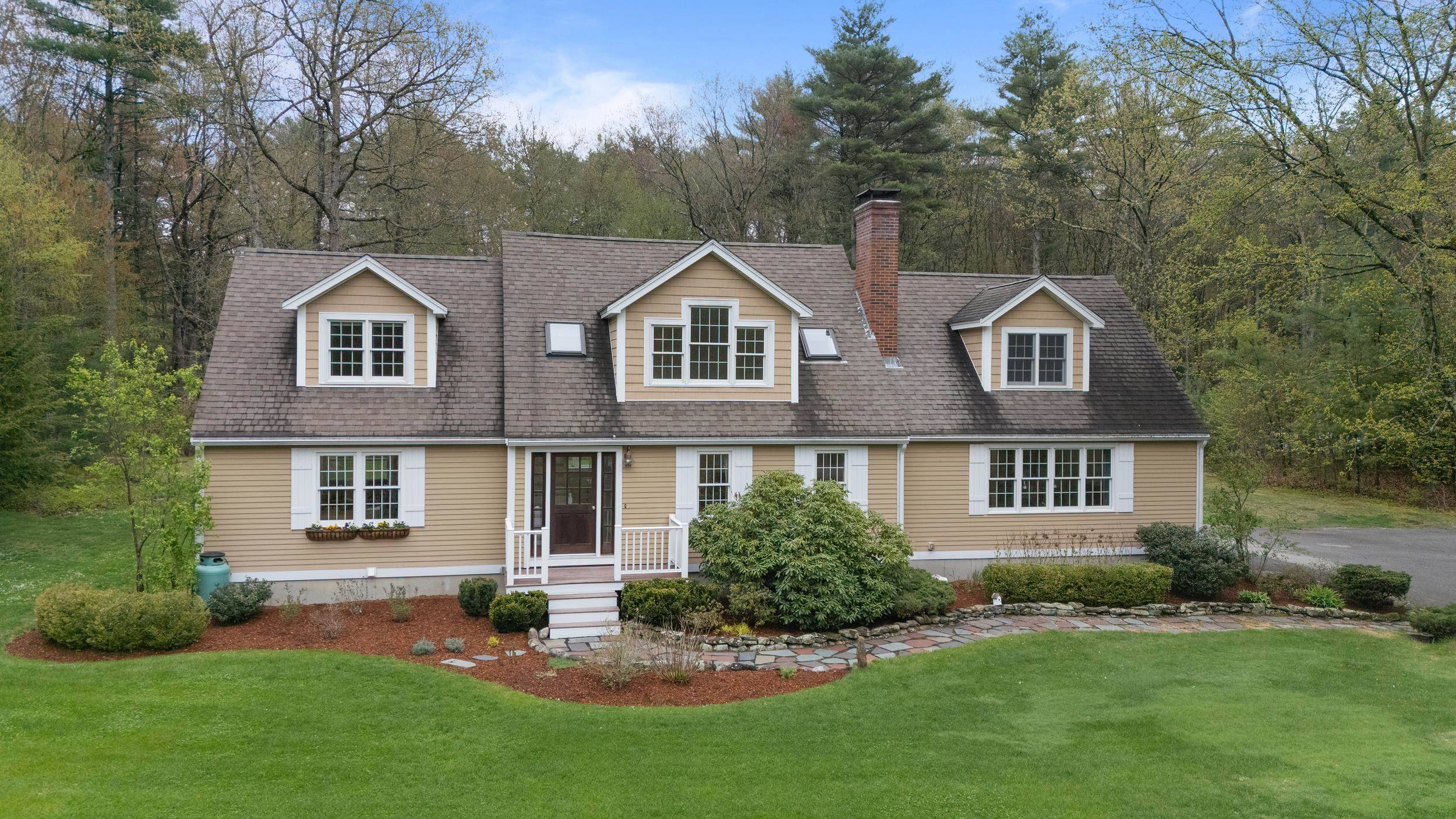 Newton, NH 03858,17 Durgin DR