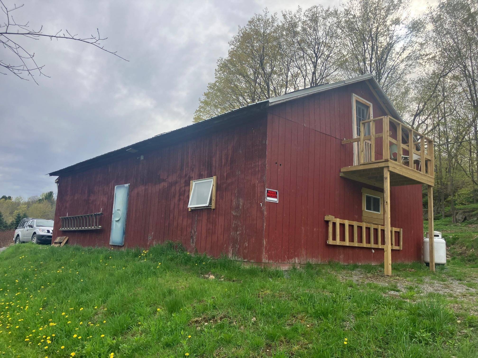 Franklin, VT 05457,305 Richard RD