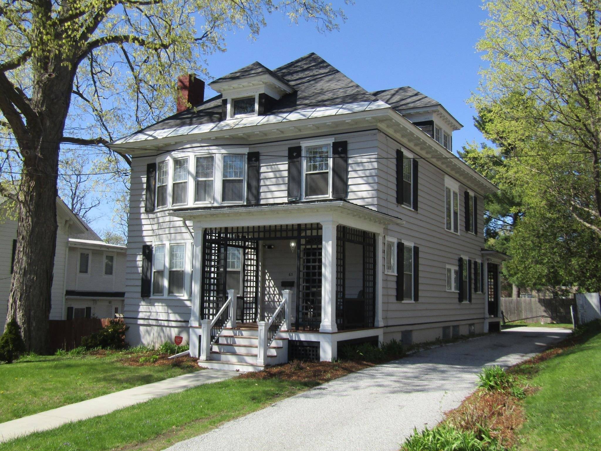 St. Albans City, VT 05478,63 Bank ST