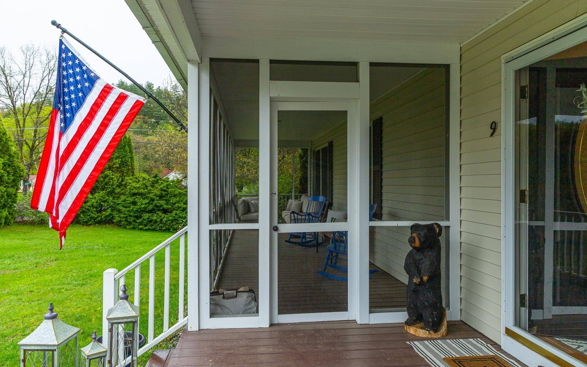 Walpole, NH 03608,9 Dearborn CIR