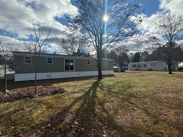 Hartland, VT 05048,35 Family CIR