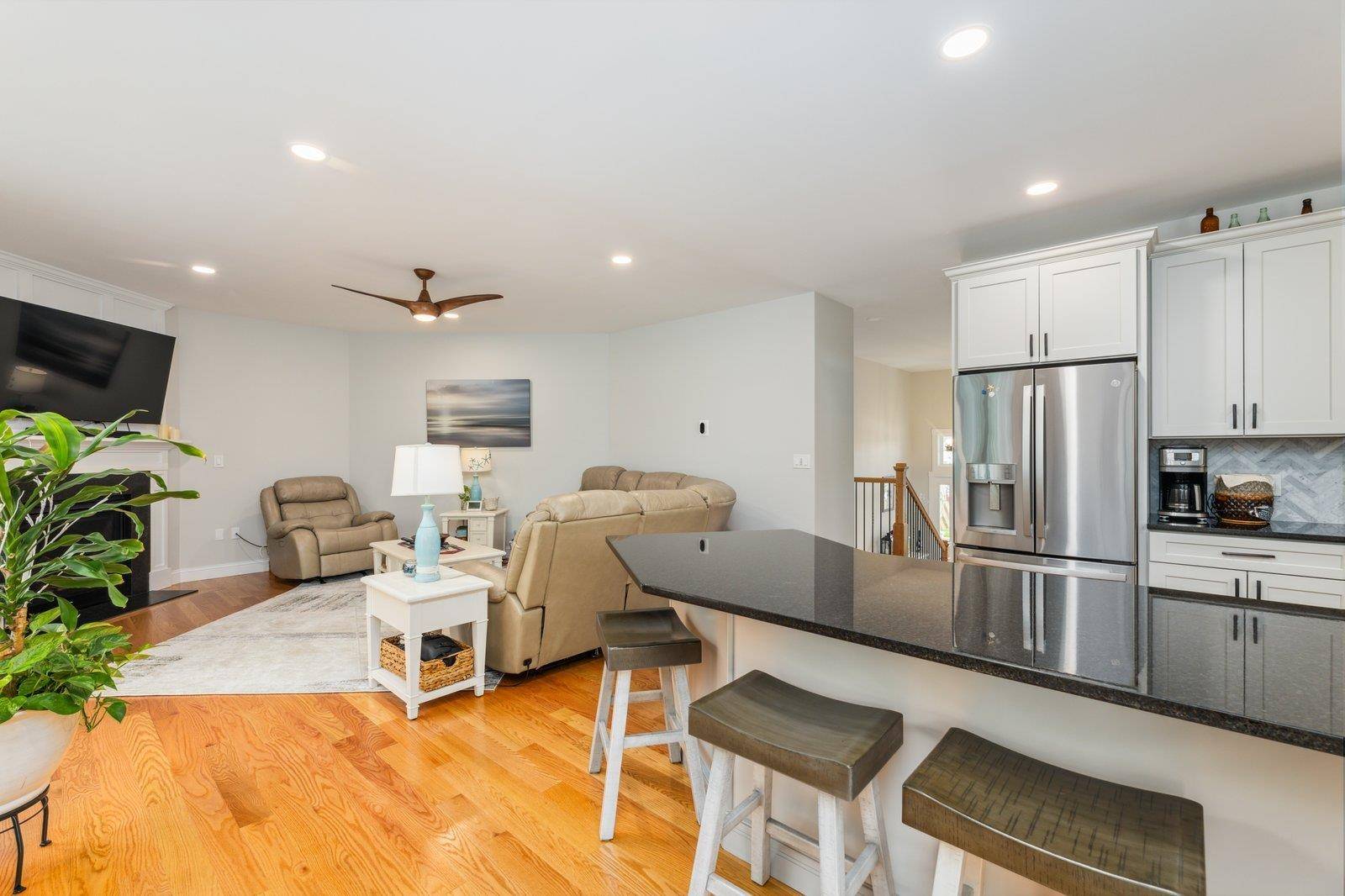 11 Carriage Hill RD Wilton, NH 03086