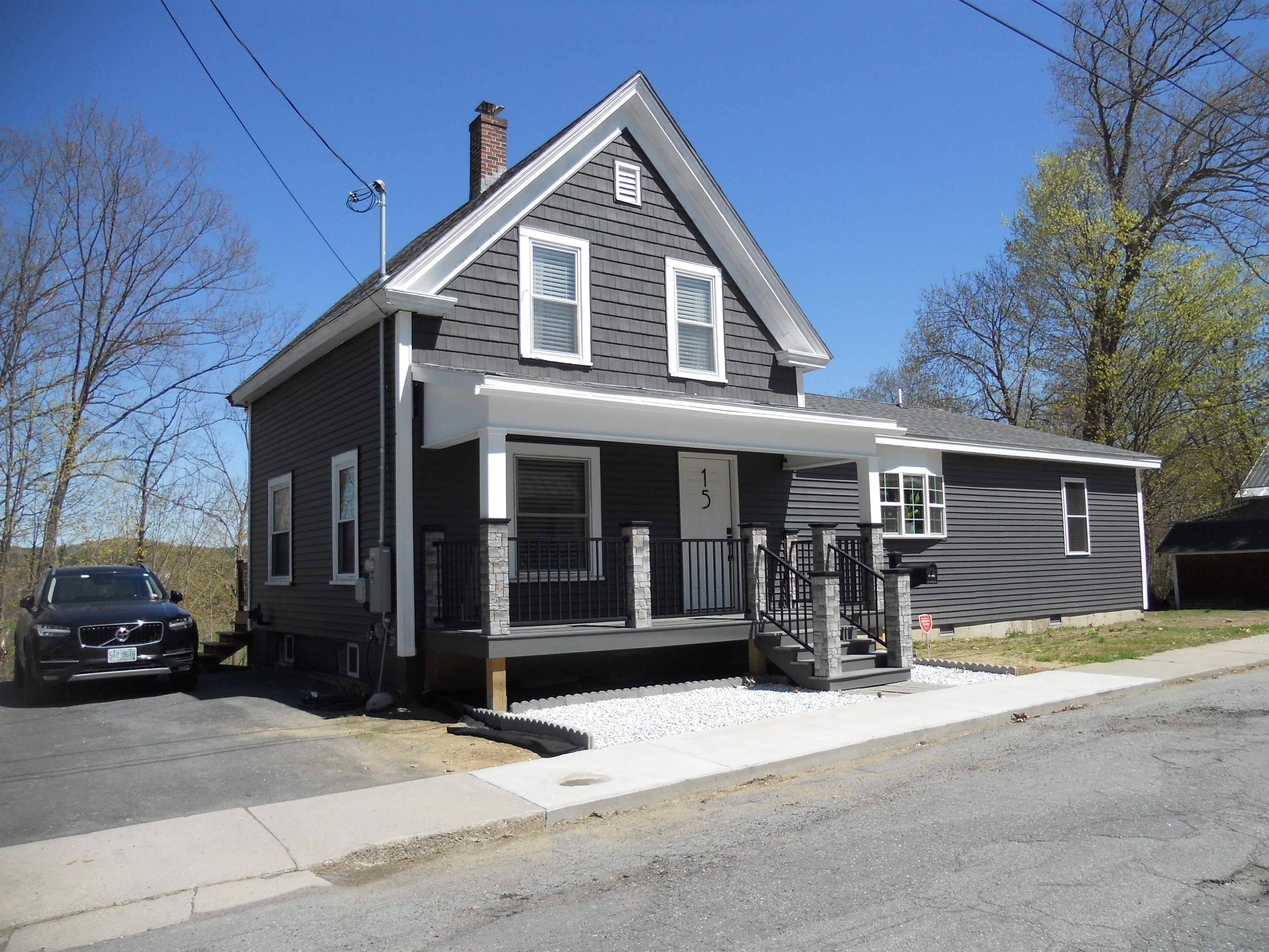Claremont, NH 03743,15 Edgewood ST