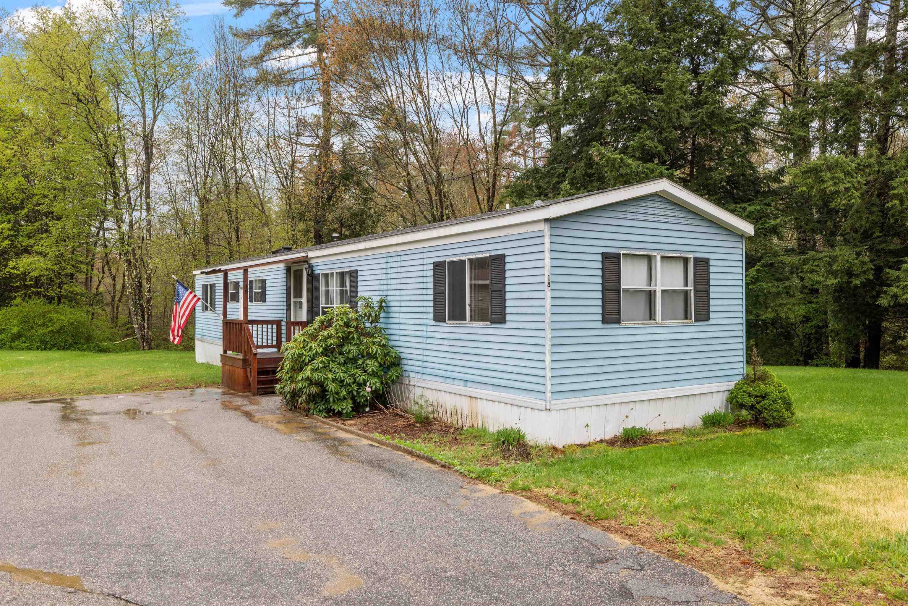 Loudon, NH 03307,18 Brook CIR