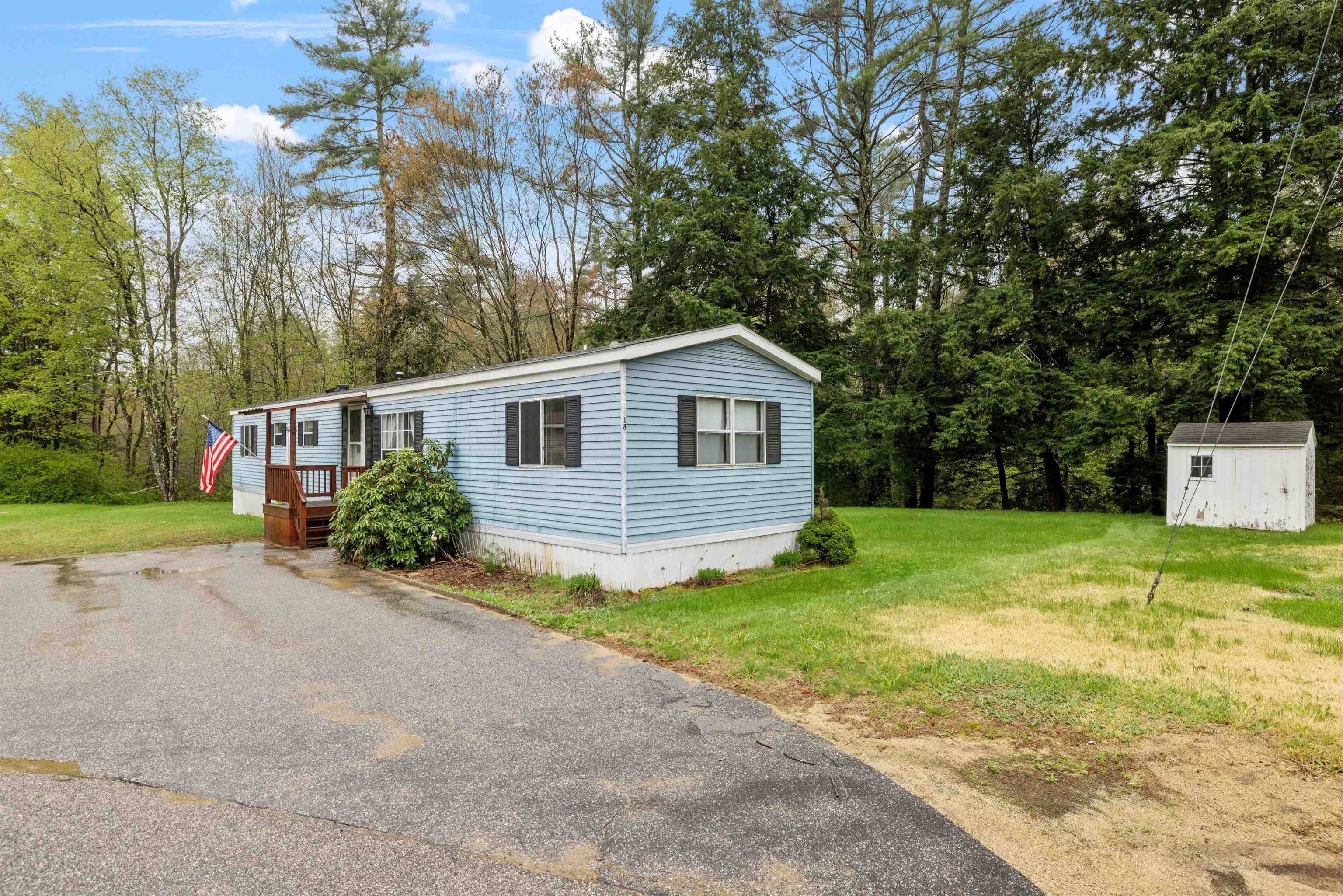 Loudon, NH 03307,18 Brook CIR