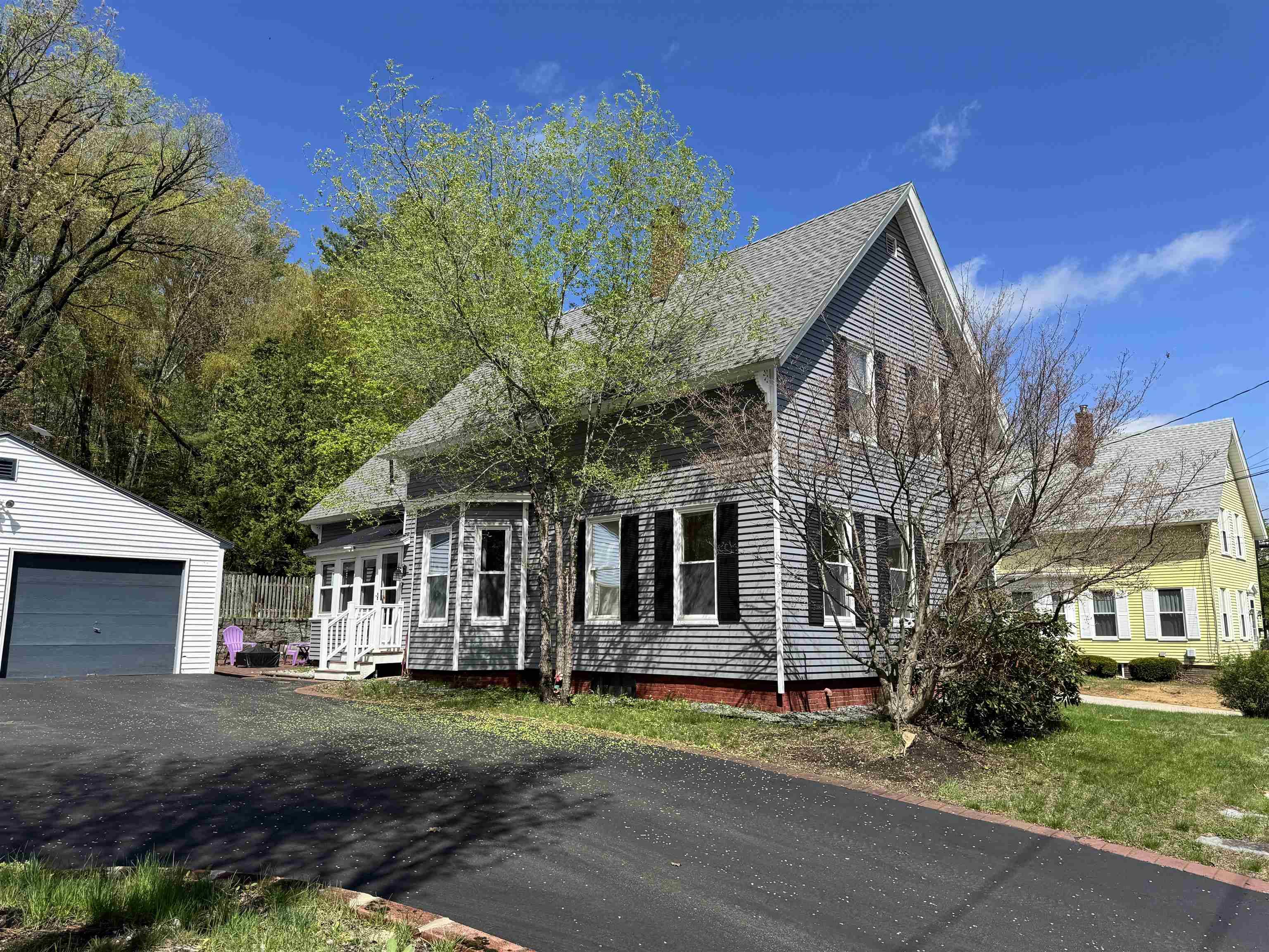 Concord, NH 03301,553 N State ST
